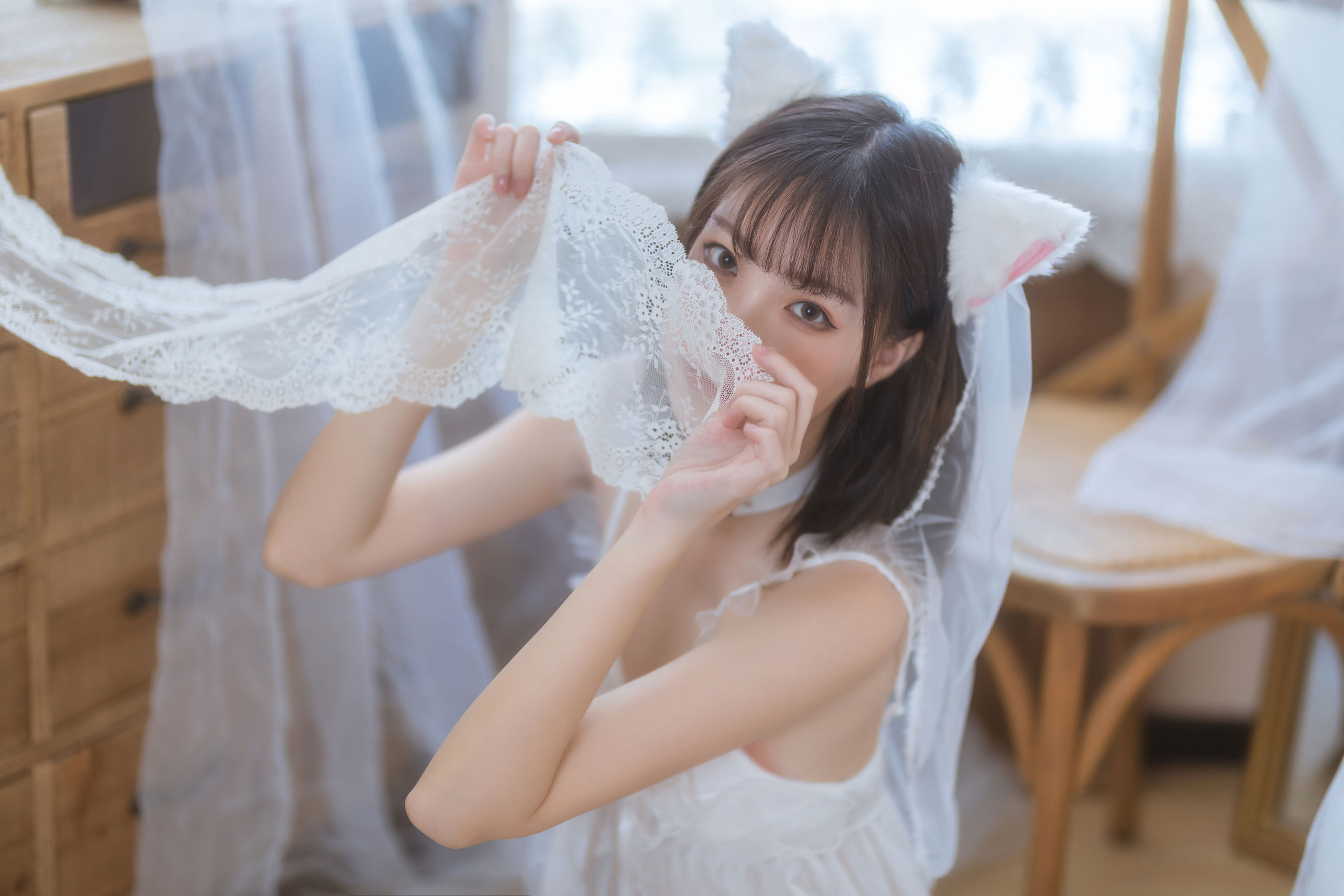[福利COS] 许岚 - 少女白色裙
