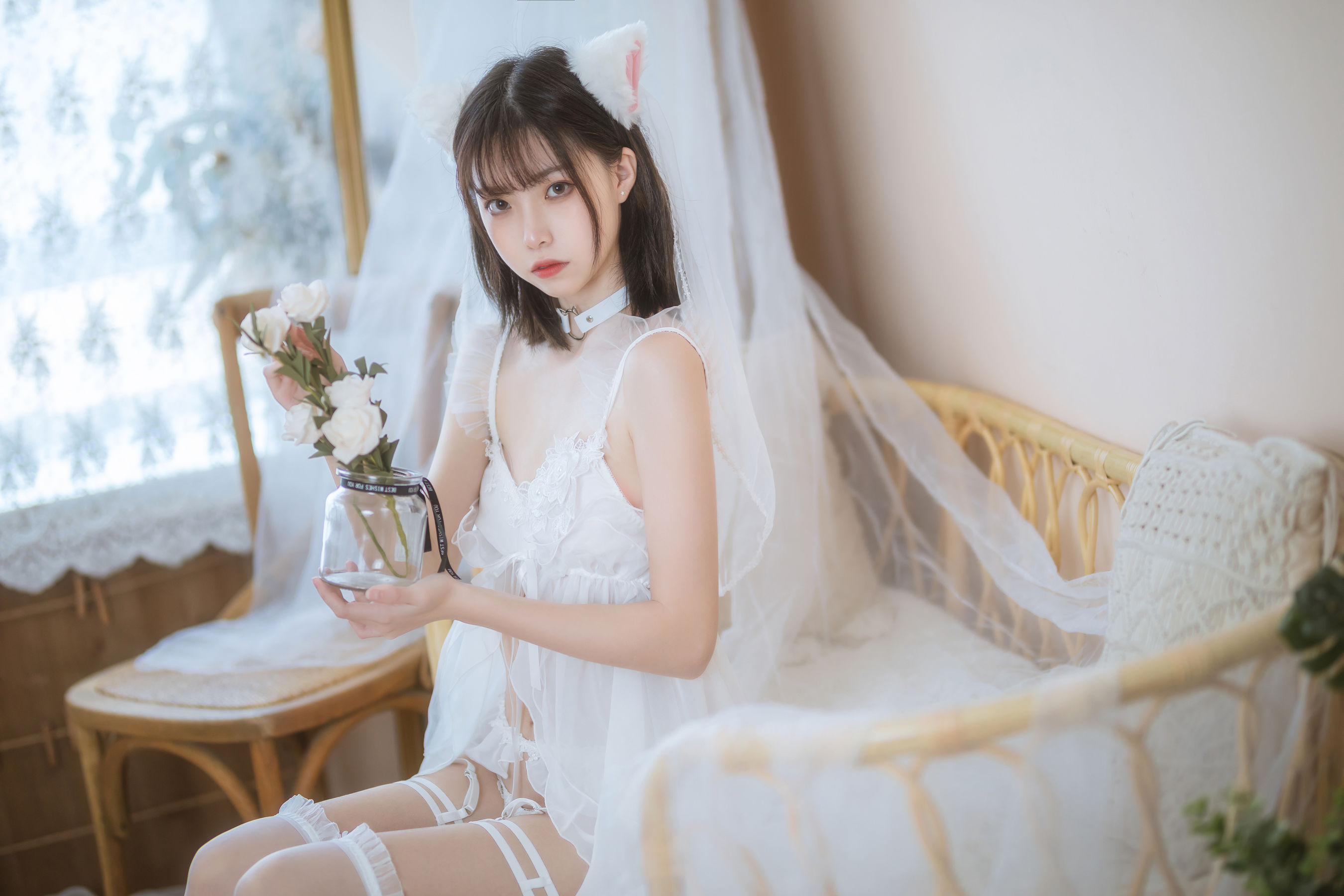 [福利COS] 许岚 - 少女白色裙