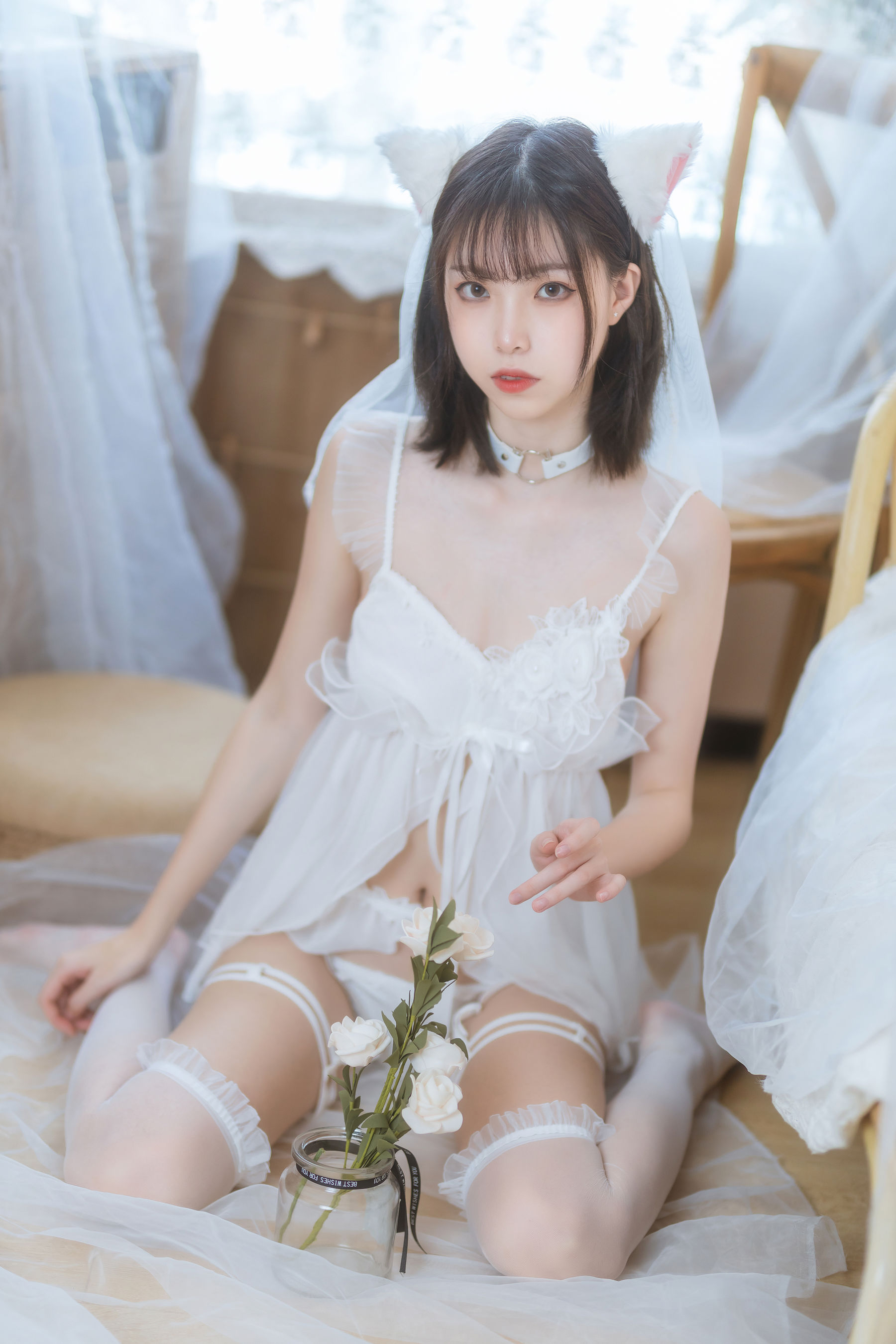 [福利COS] 许岚 - 少女白色裙