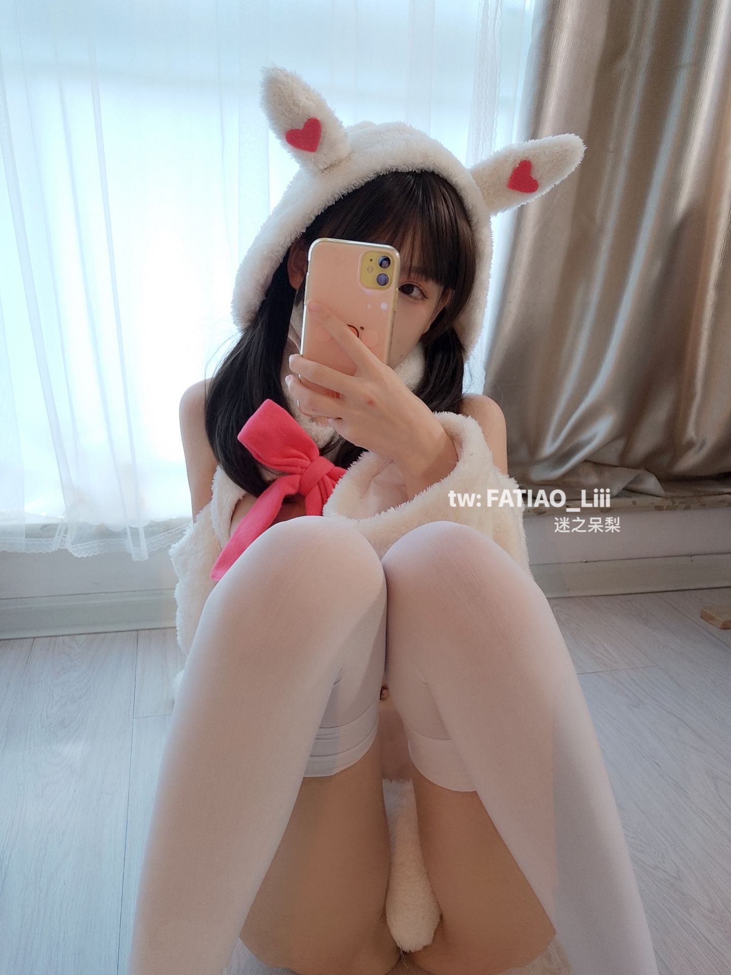 [福利COS] 迷之呆梨(发条少女)[fantia] - 装扮成兔子
