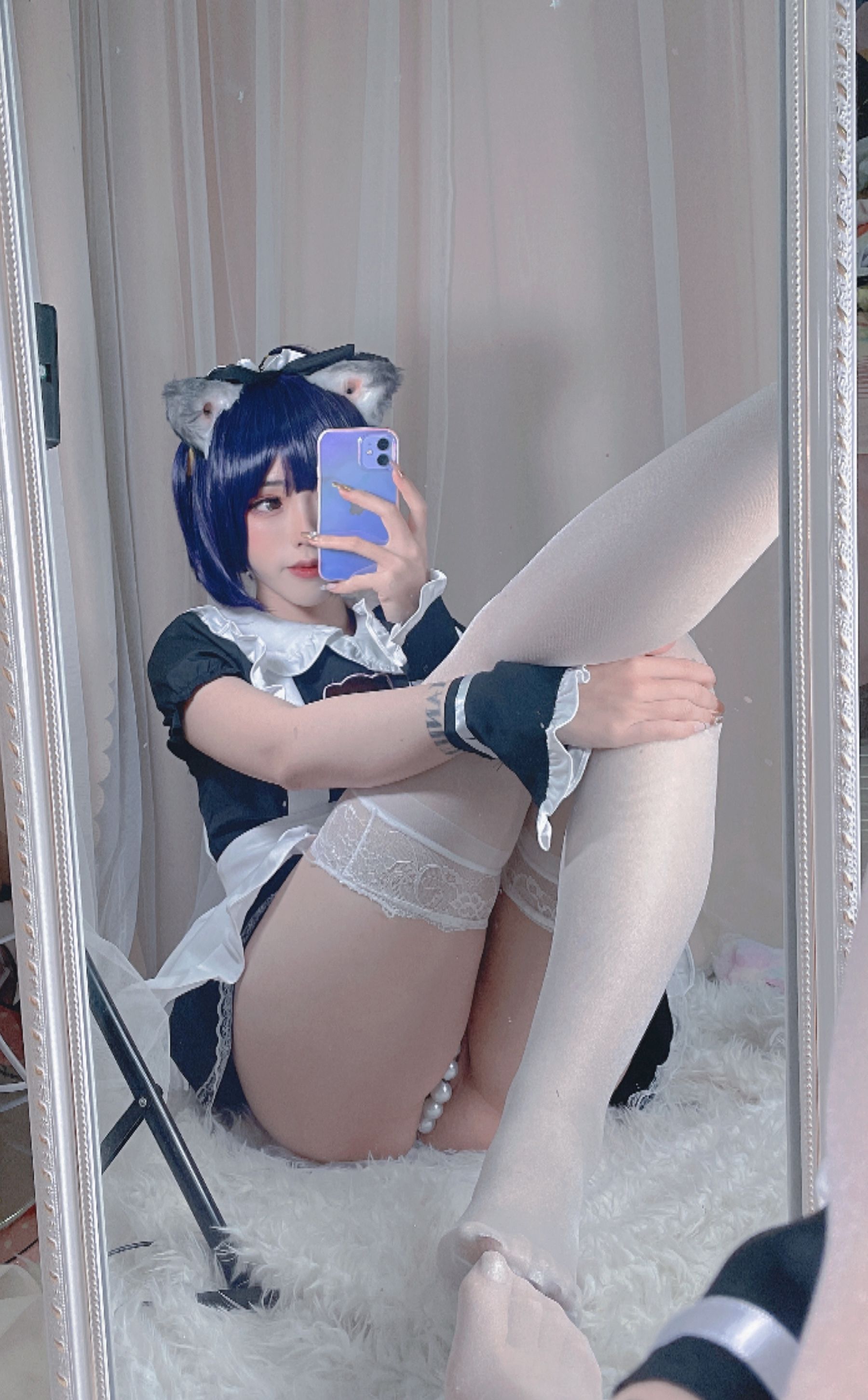 [福利COS] 钛合金大粑粑 - 女仆自拍