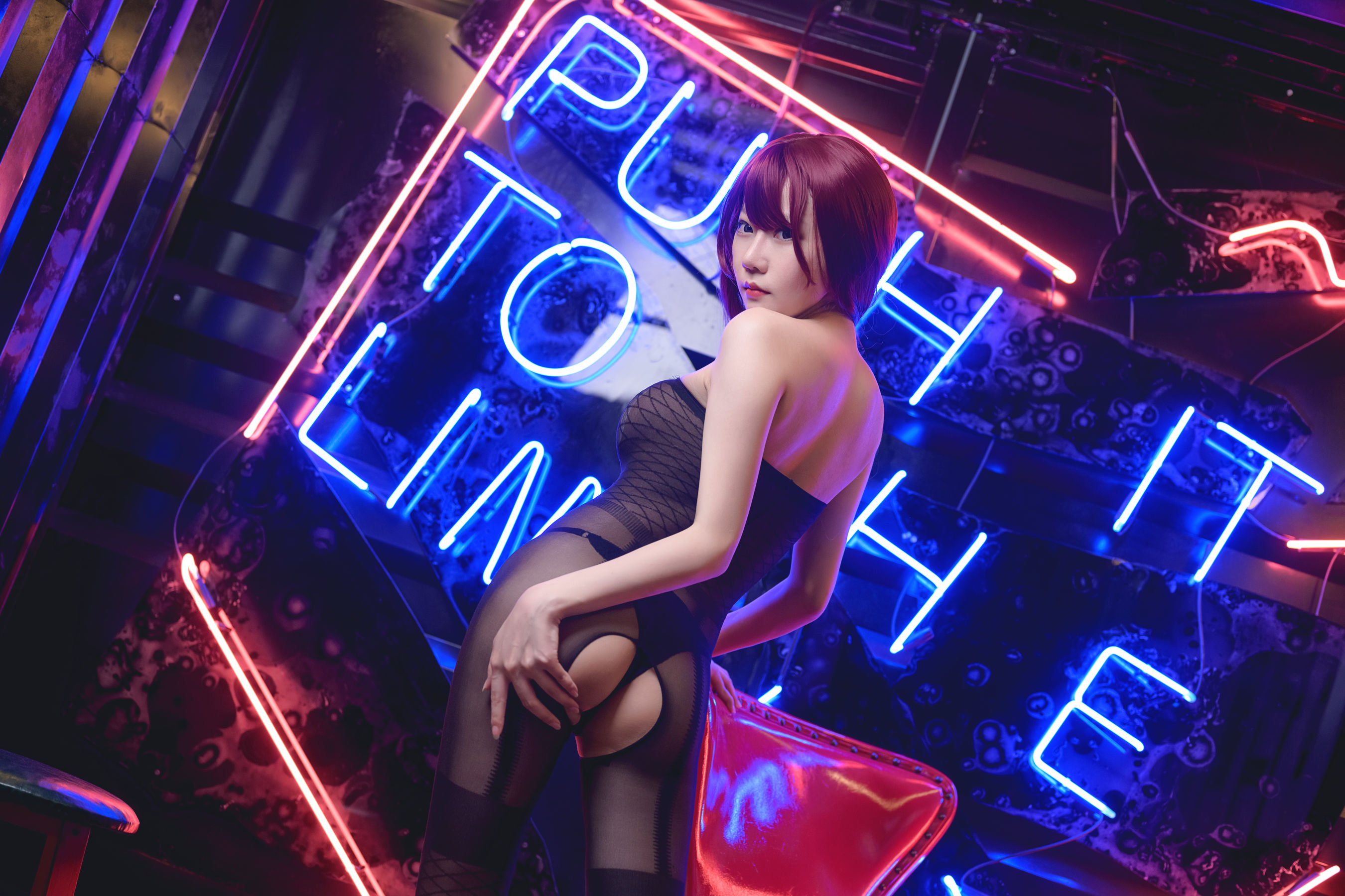 [福利COS] 香草喵露露写真 - 连体黑丝
