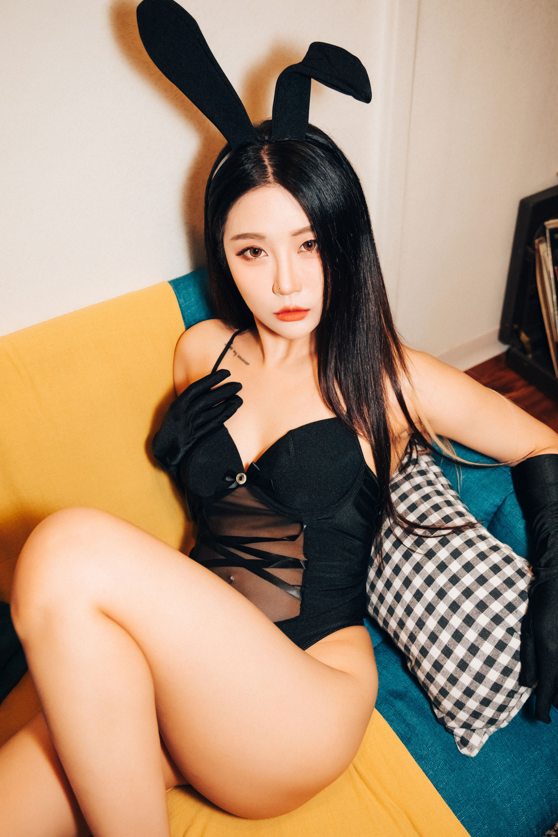 [LOOZY]  Bomi - Roomate