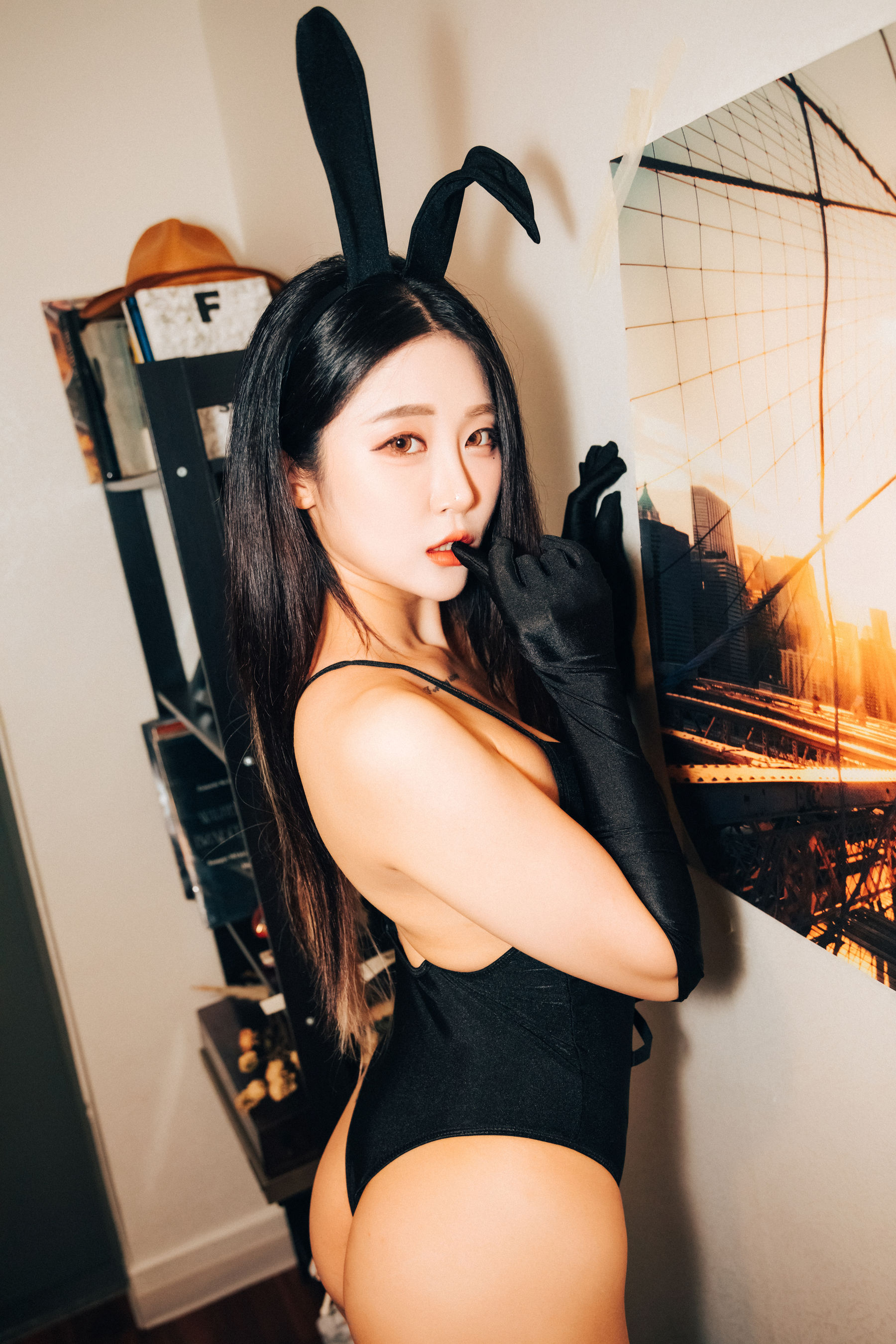 [LOOZY]  Bomi - Roomate
