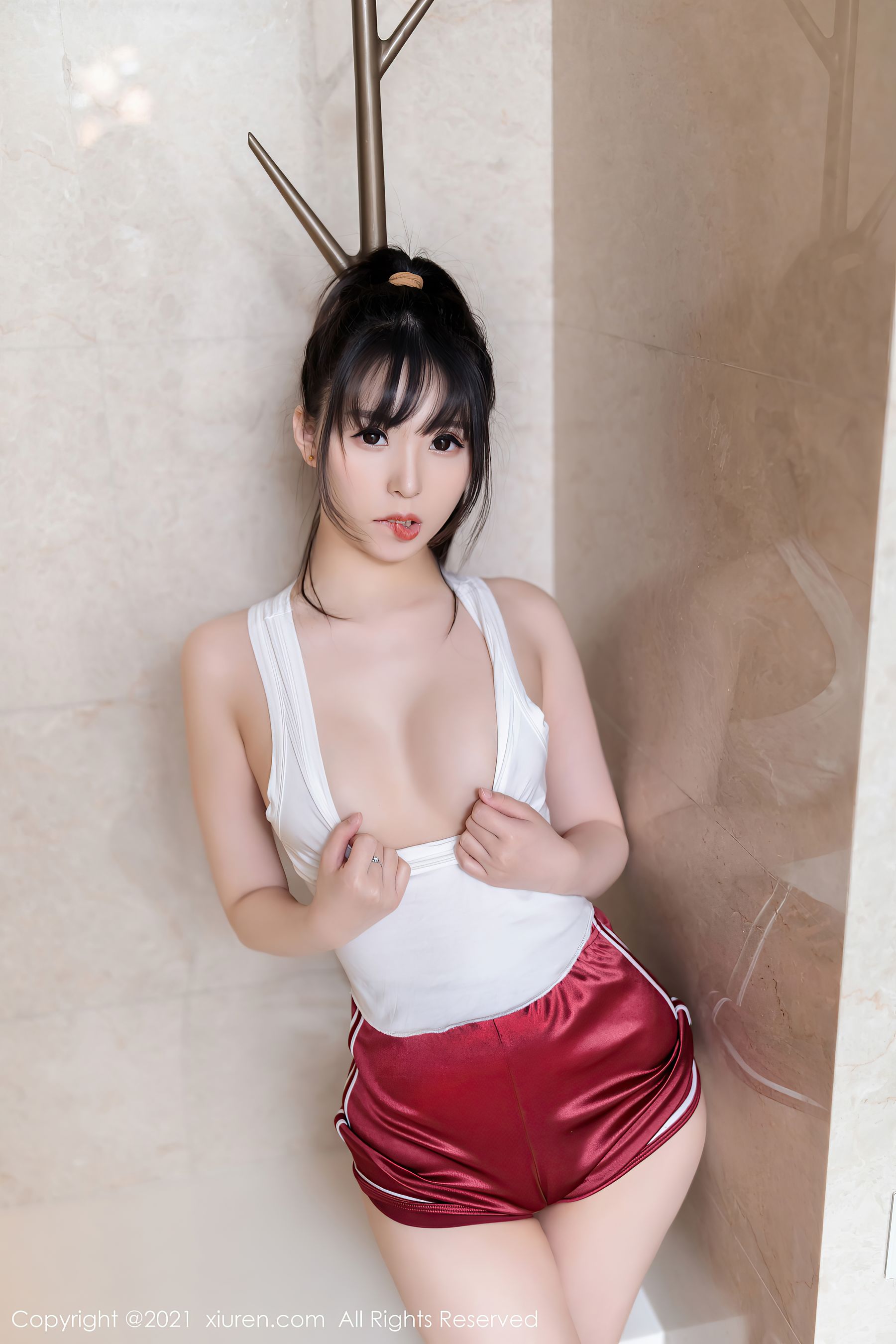 [秀人XiuRen] No.4030 小波多