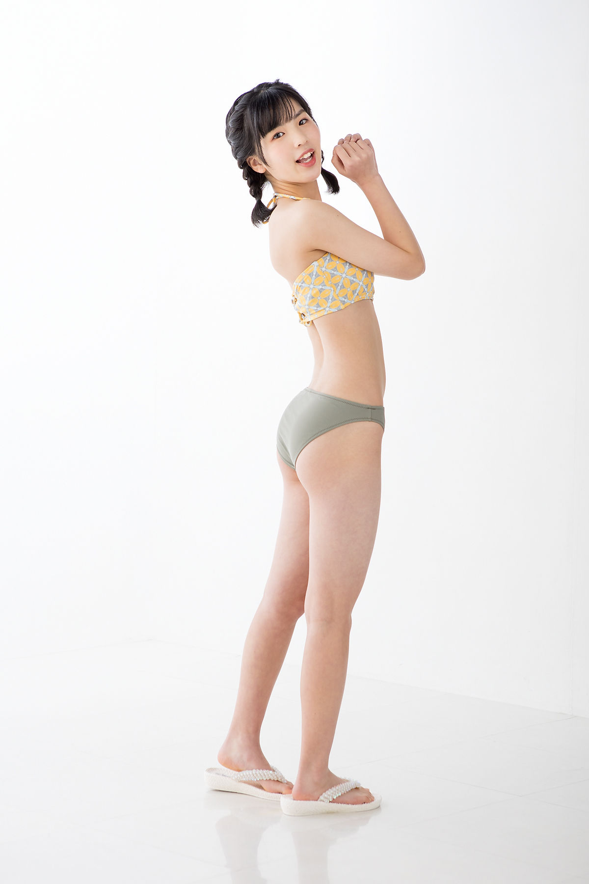 [Minisuka.tv] Ami Manabe 眞辺あみ - Fresh-idol Gallery 47