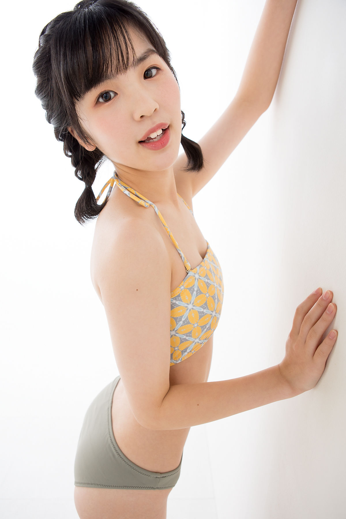[Minisuka.tv] Ami Manabe 眞辺あみ - Fresh-idol Gallery 47