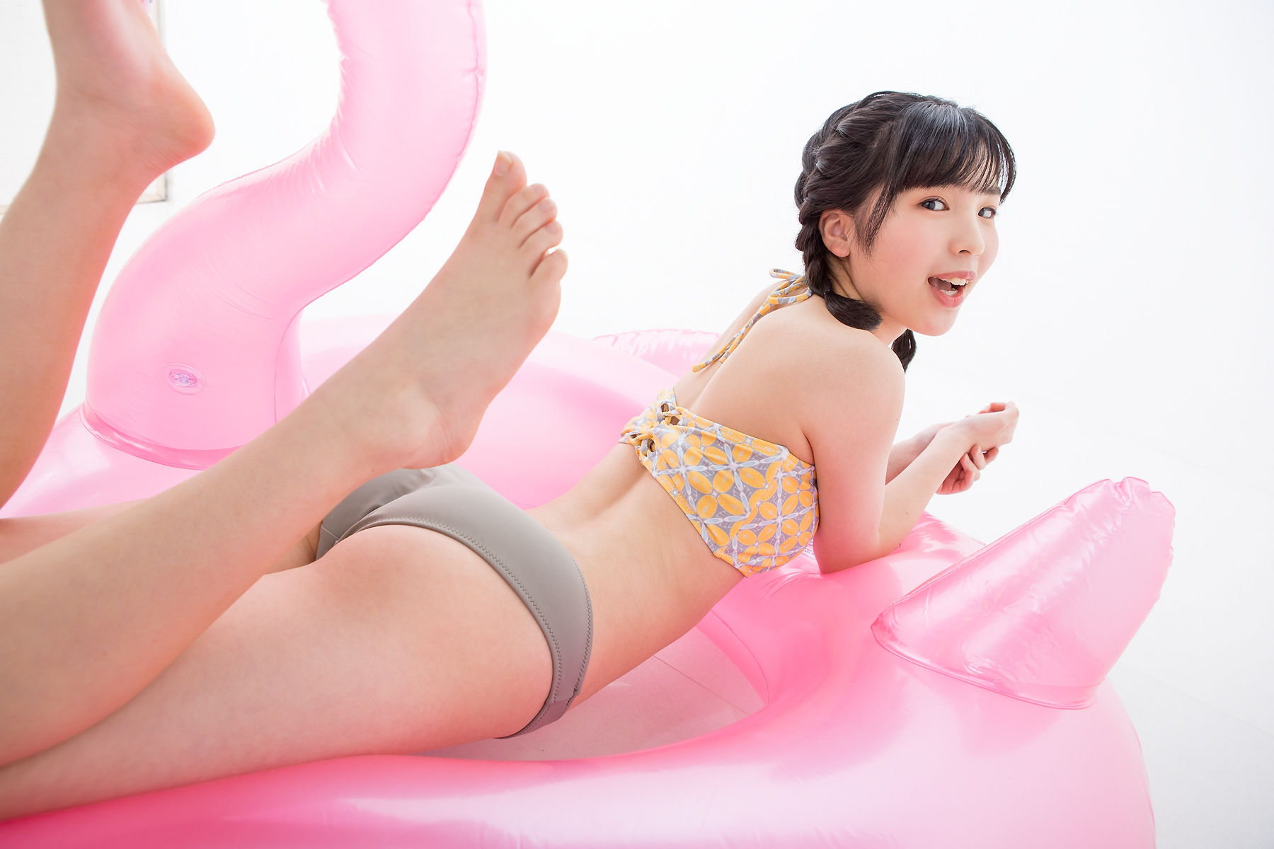 [Minisuka.tv] Ami Manabe 眞辺あみ - Fresh-idol Gallery 48