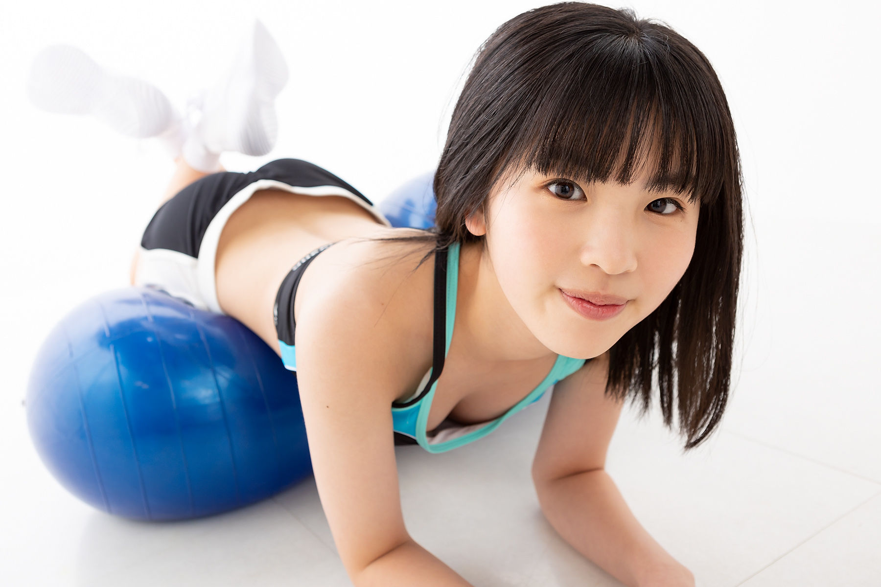 [Minisuka.tv] Ami Manabe 眞辺あみ - Fresh-idol Gallery 51