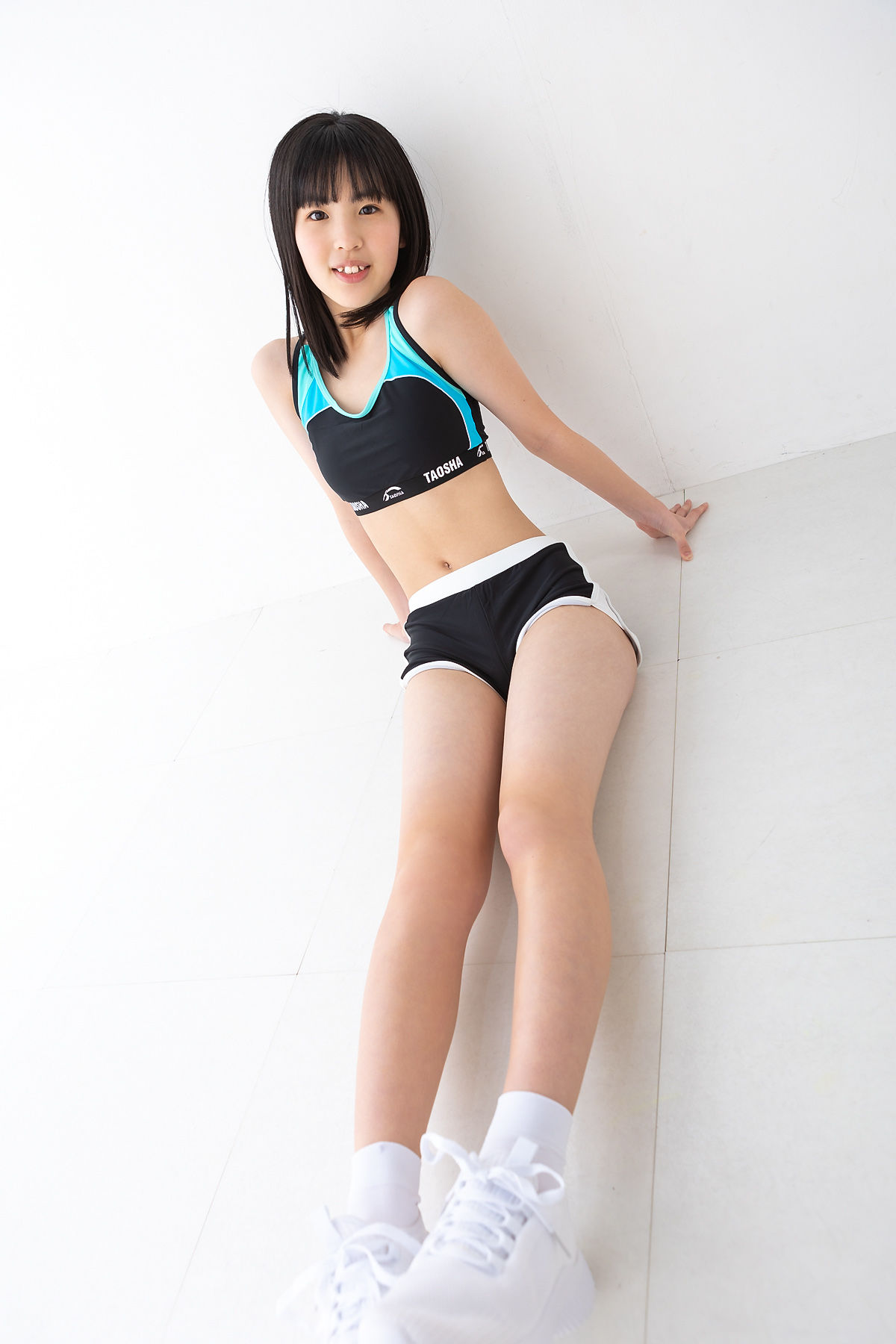 [Minisuka.tv] Ami Manabe 眞辺あみ - Fresh-idol Gallery 52