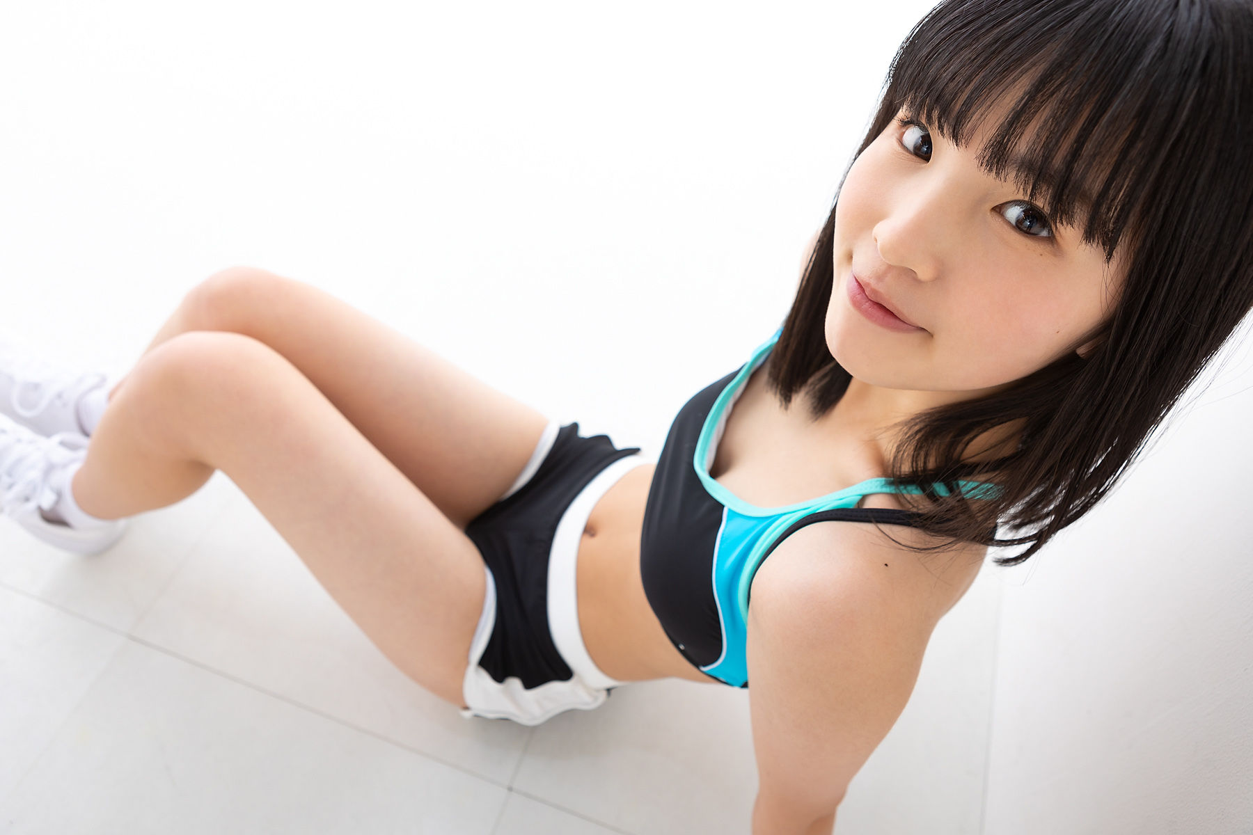 [Minisuka.tv] Ami Manabe 眞辺あみ - Fresh-idol Gallery 52