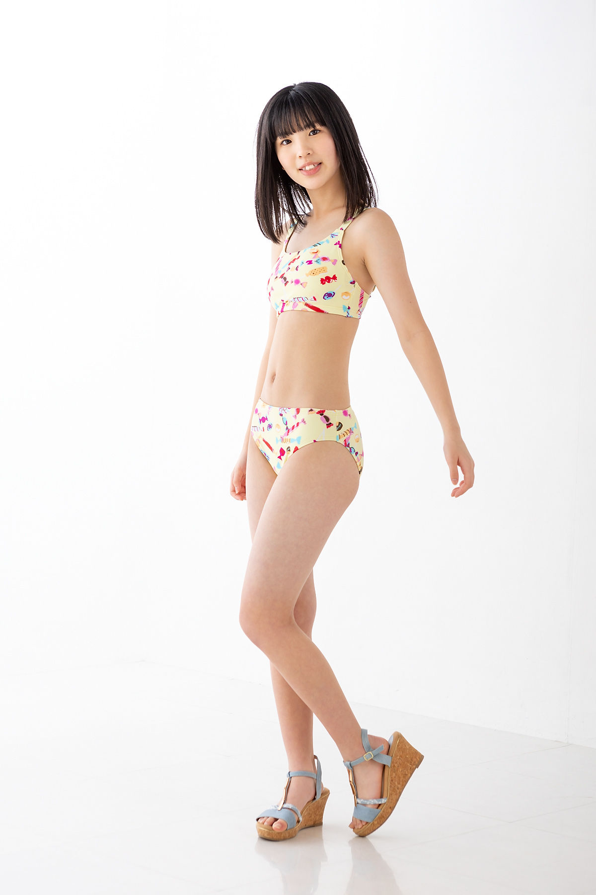 [Minisuka.tv] Ami Manabe 眞辺あみ - Fresh-idol Gallery 56