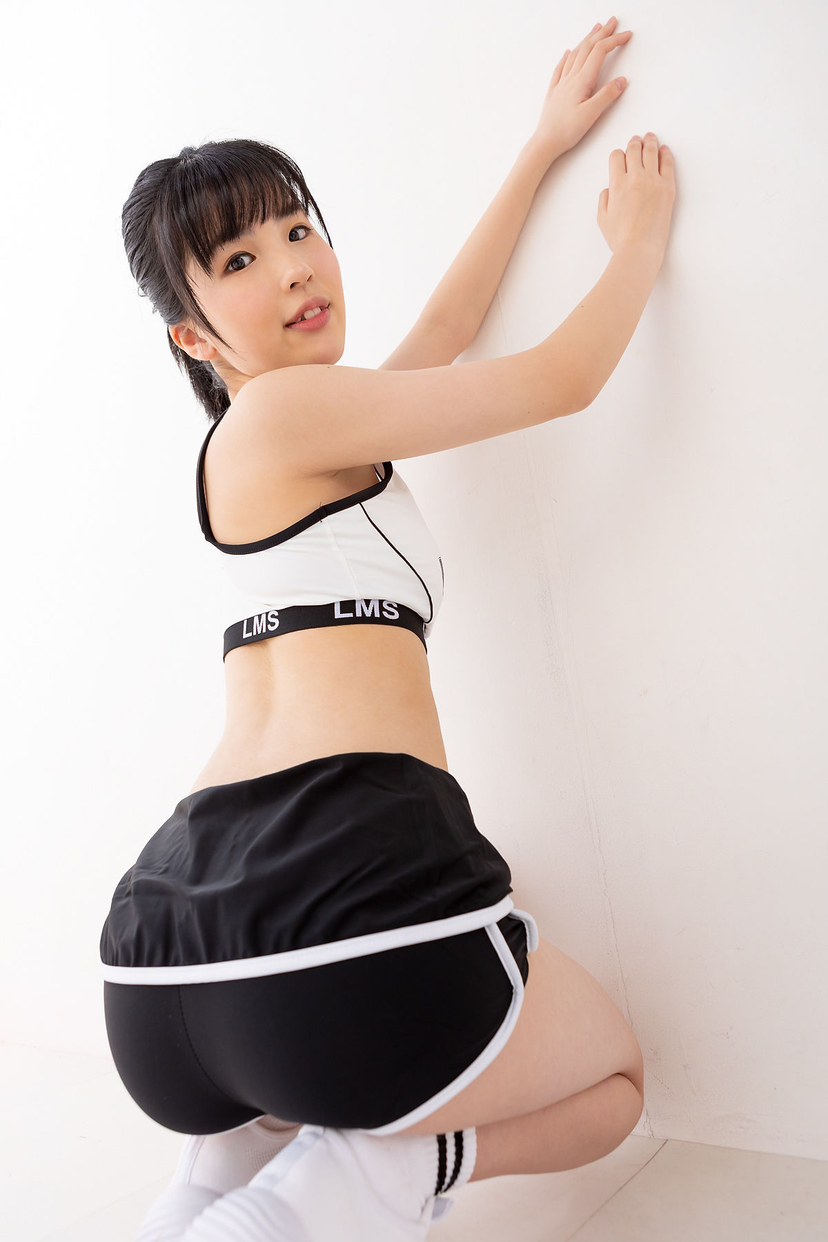[Minisuka.tv] Ami Manabe 眞辺あみ - Fresh-idol Gallery 67