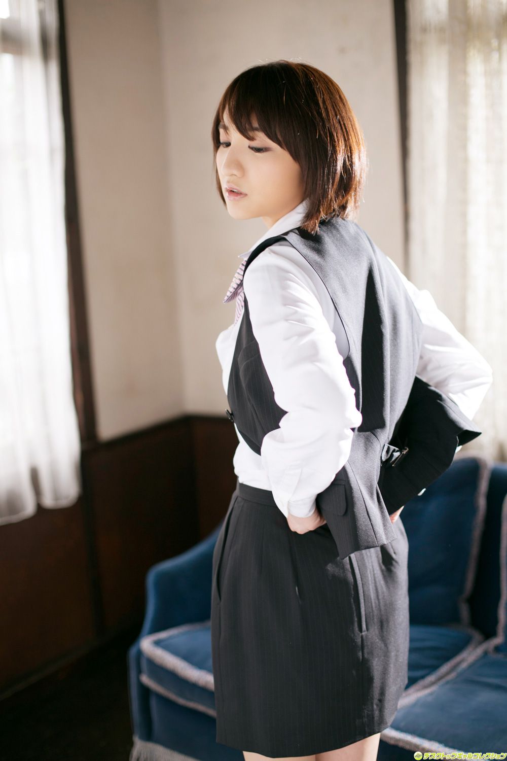尾崎娜娜《ムッチリ、熟した女の身体に》 [DGC] NO.1143