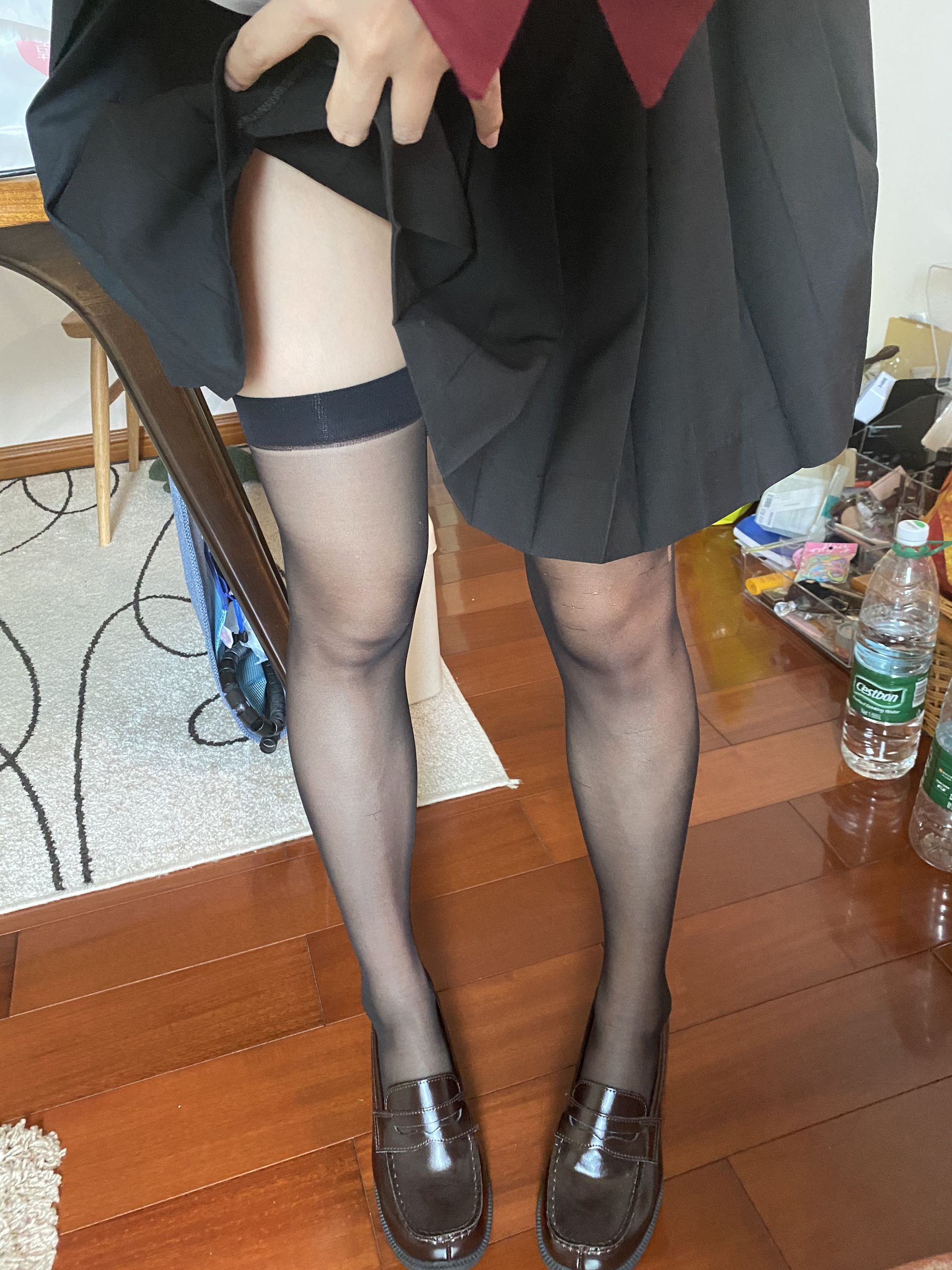 [福利COS] 51酱 - 油光袜