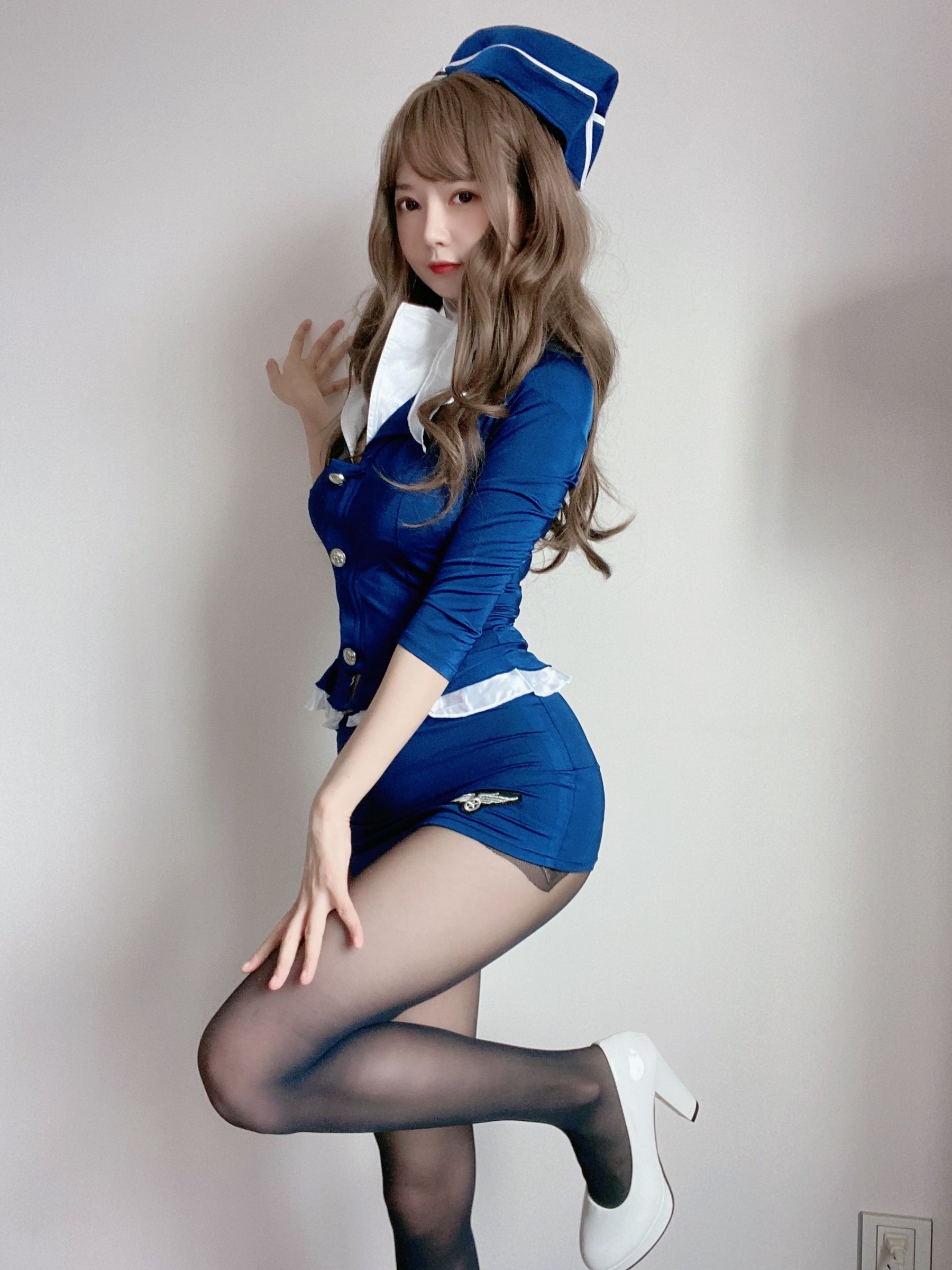 [福利COS] 51酱 - 蓝色制服装