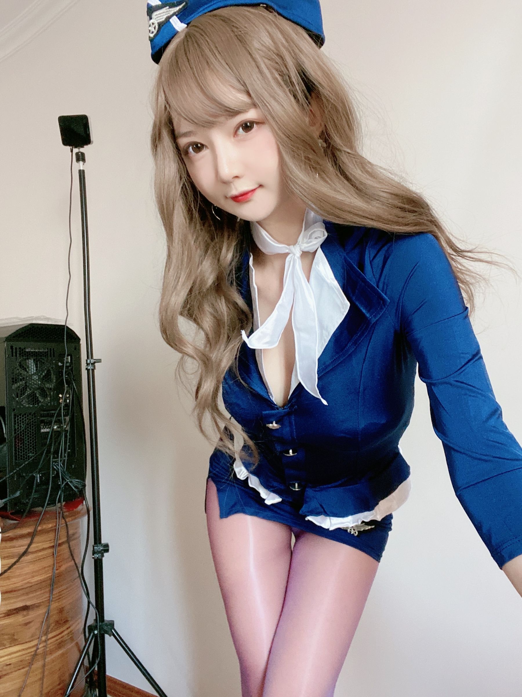 [福利COS] 51酱 - 蓝色制服装