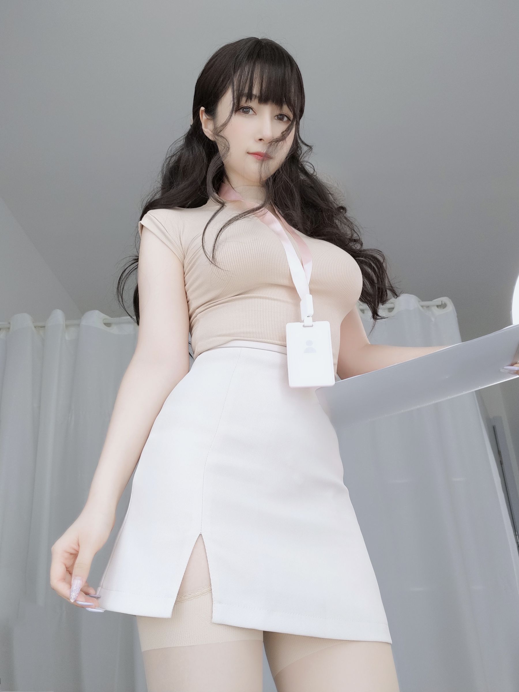 [福利COS] Coser小姐姐白银 - 仕事中の後輩