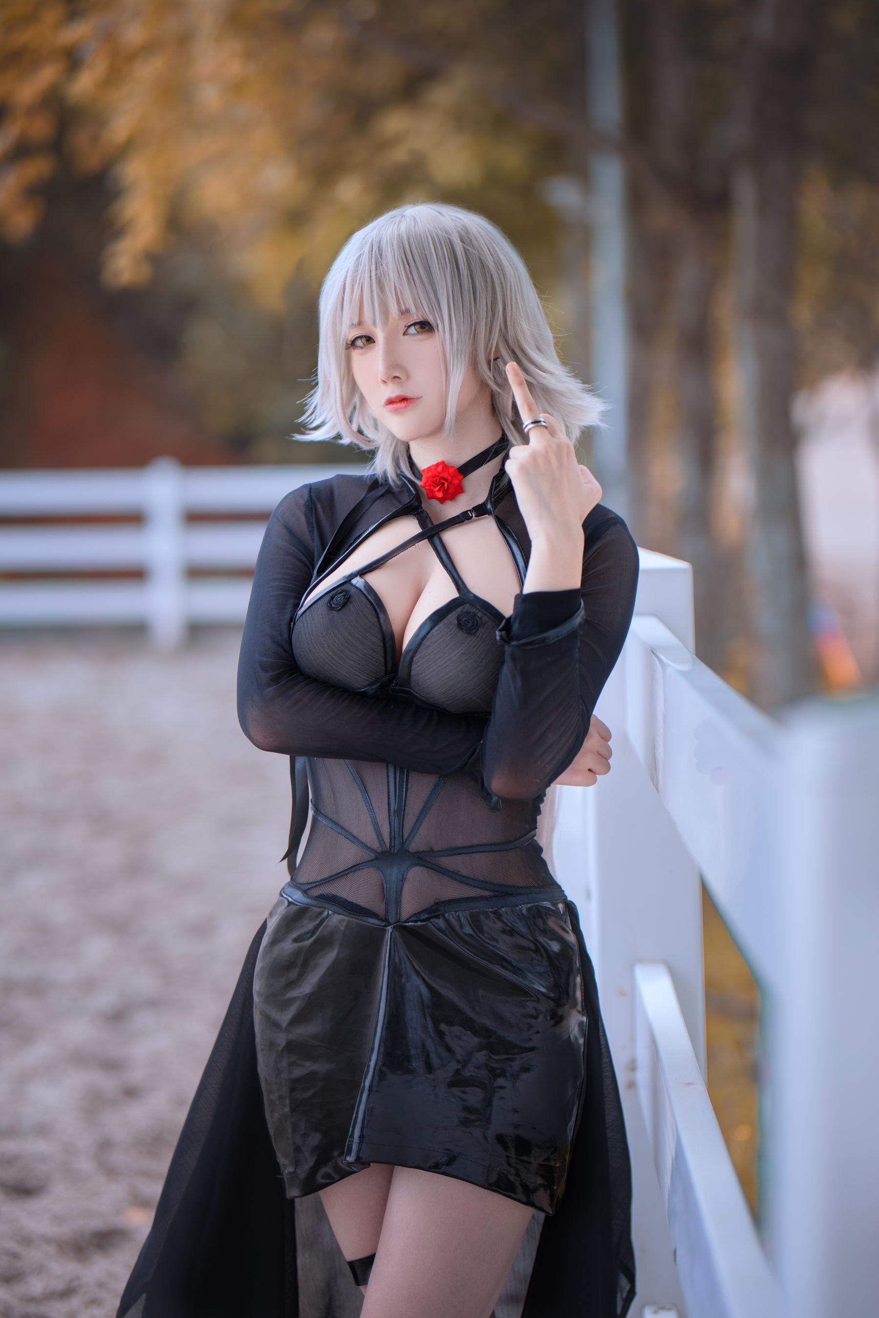 [福利COS] COS妹子仙九Airi - 黑贞马会