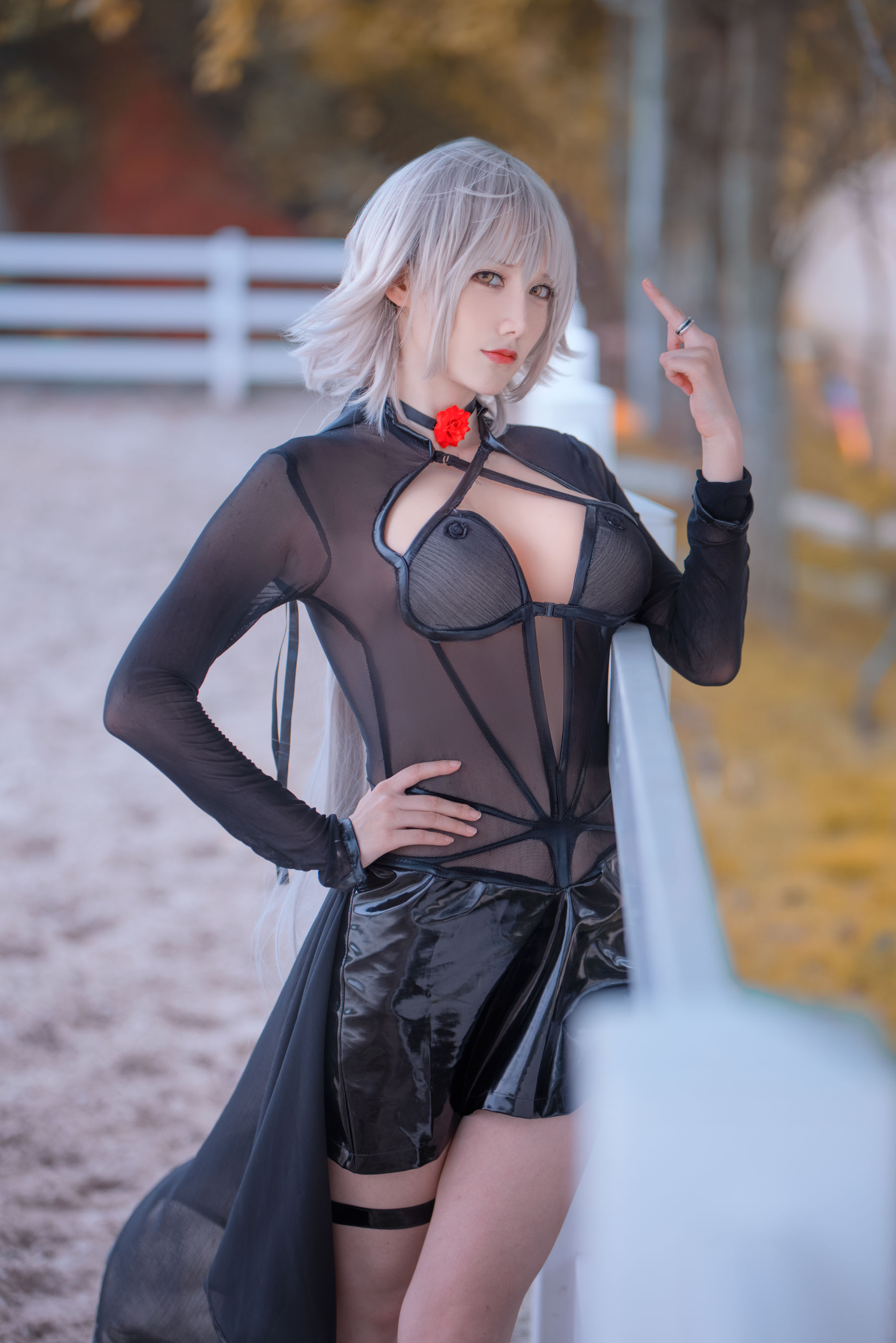 [福利COS] COS妹子仙九Airi - 黑贞马会