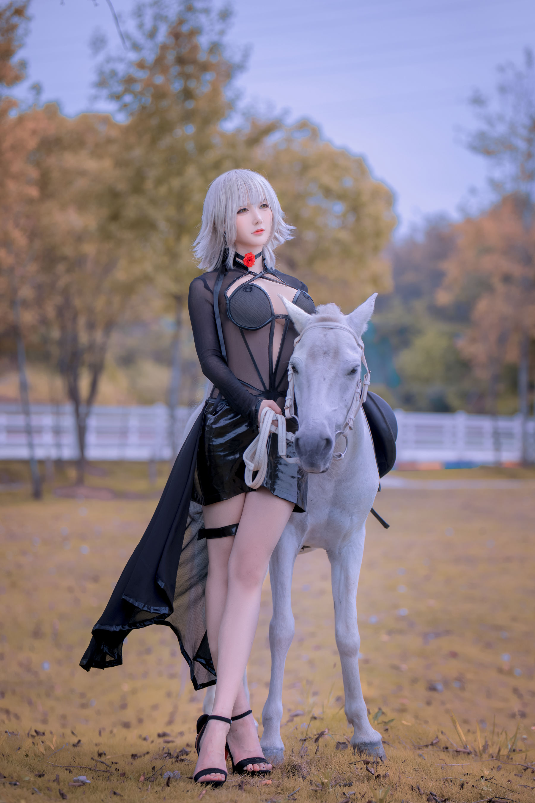 [福利COS] COS妹子仙九Airi - 黑贞马会