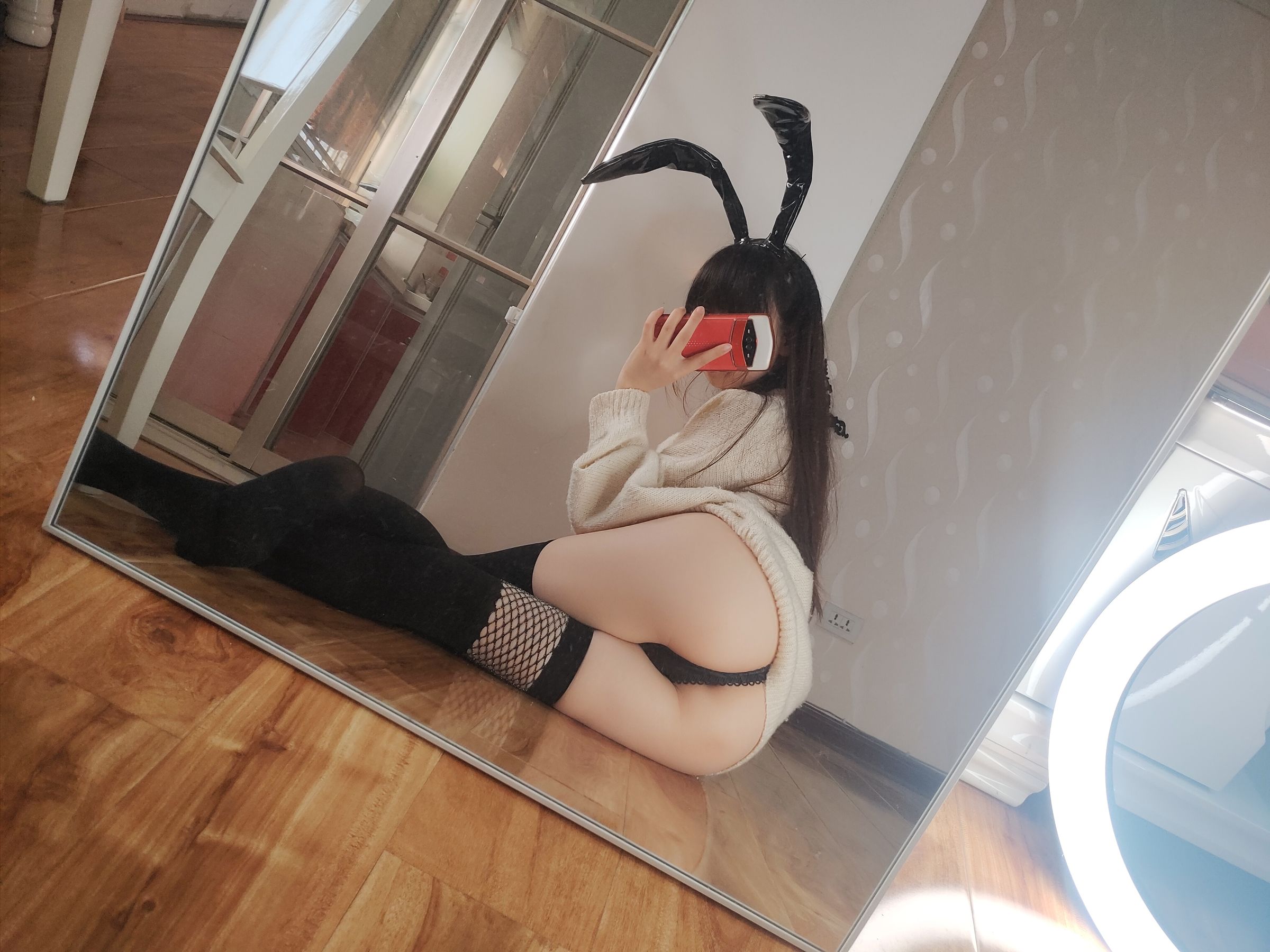 [福利COS] Cos小姐姐雪琪 - 竞技泳衣