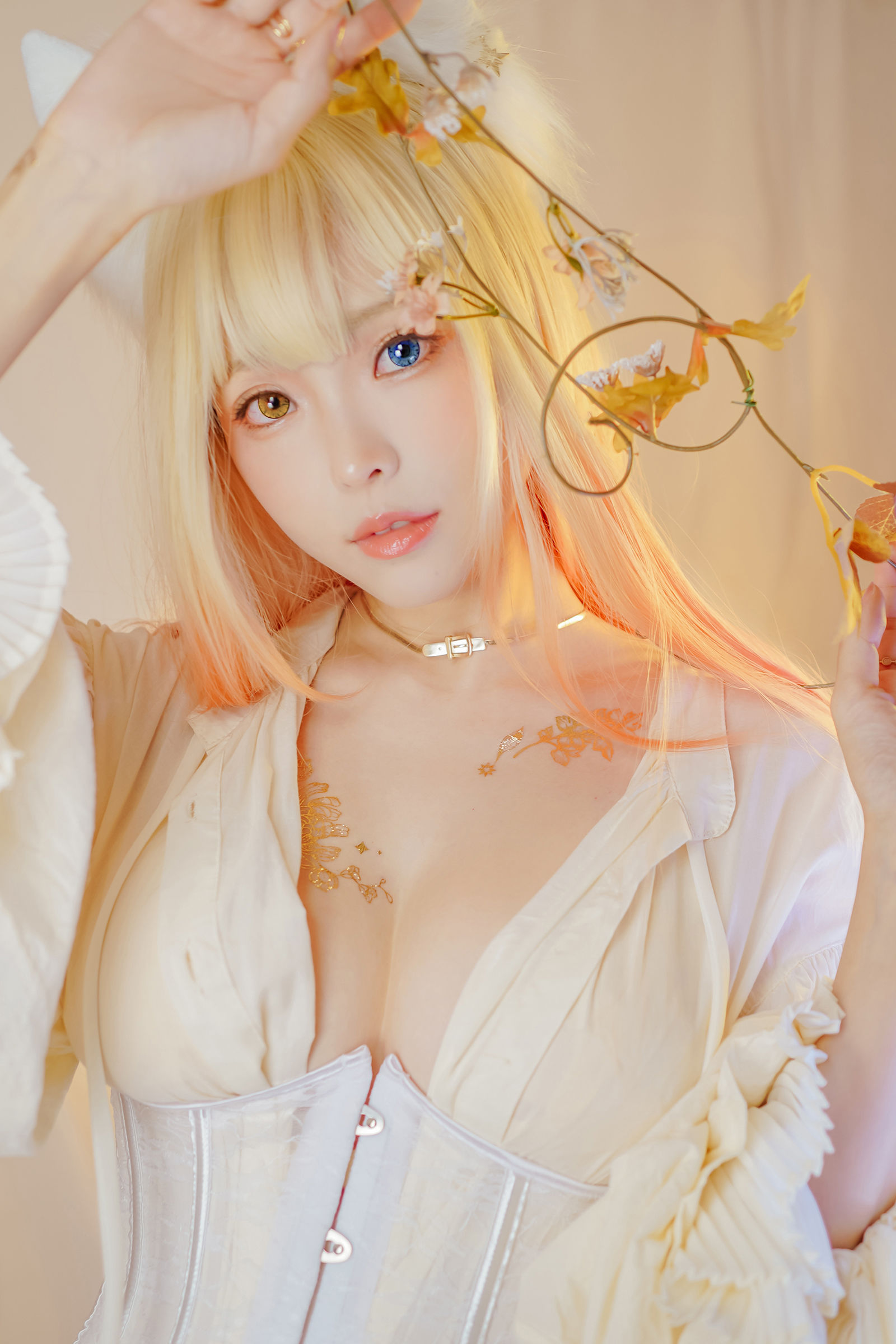 [福利COS] Ely_eee(ElyEE子) - Cat魔女與貓