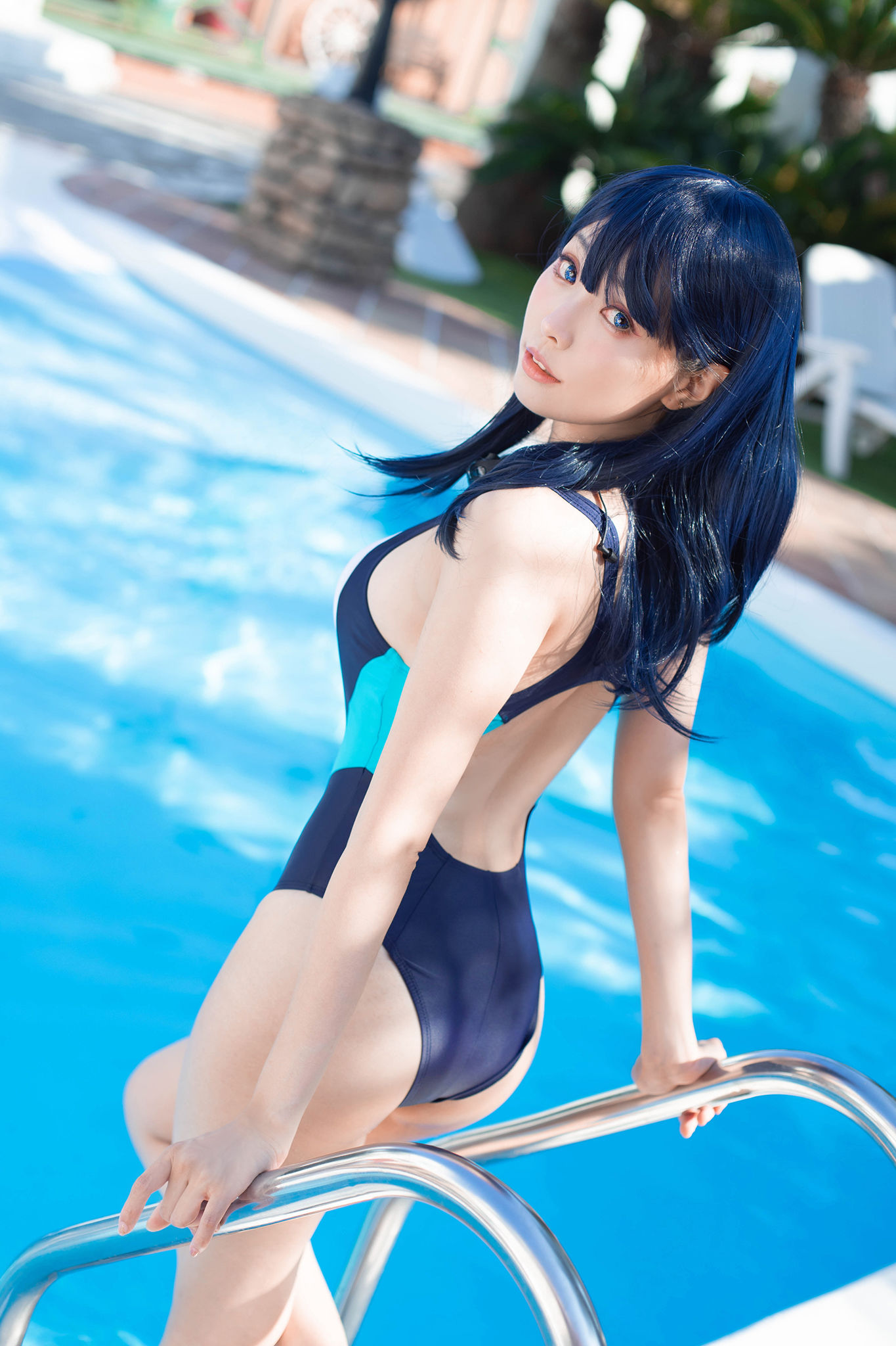 [福利COS] Ely_eee(ElyEE子) - 六花 Swinsuit