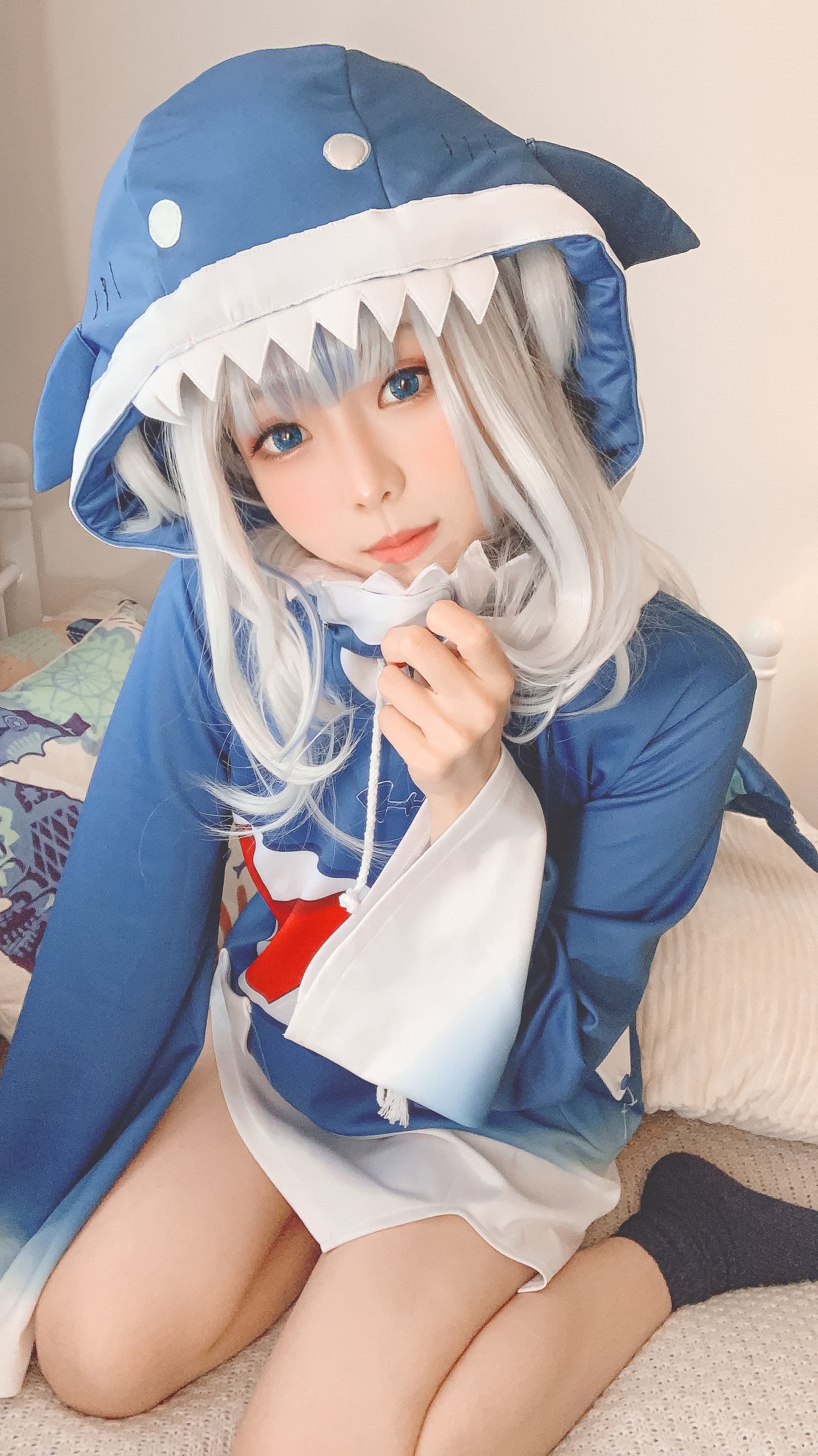 [福利COS] Ely_eee(ElyEE子) - 噶呜・古拉(小鲨鲨)