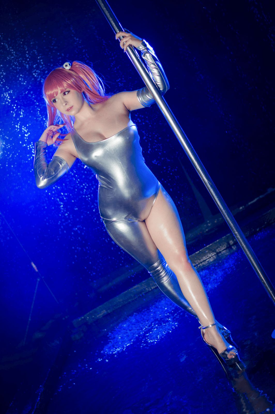 [福利COS] Yoshinobi - Honoka Silver Rain