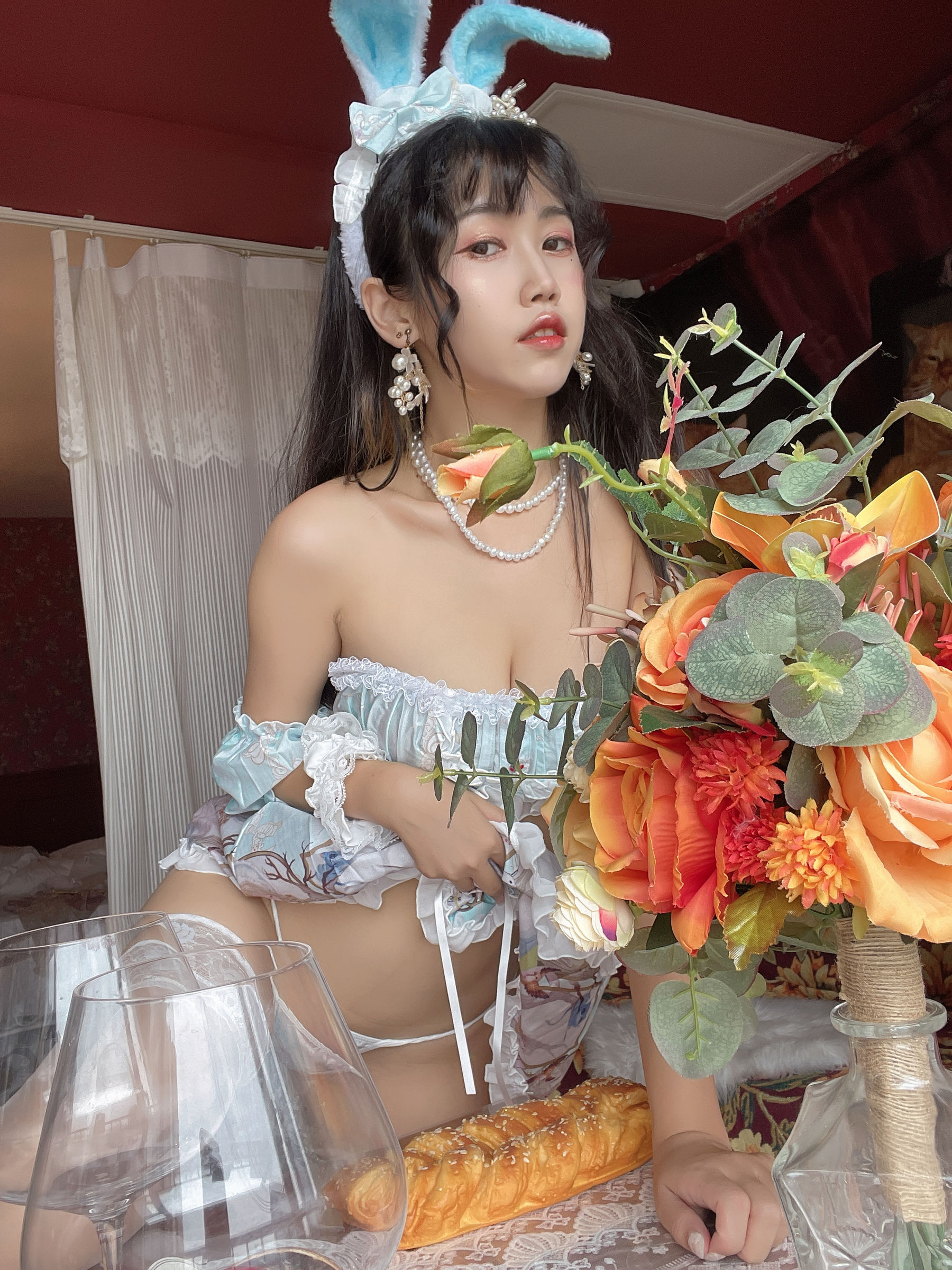 [福利COS] 微博人气Coser不呆猫 - 兔子女友