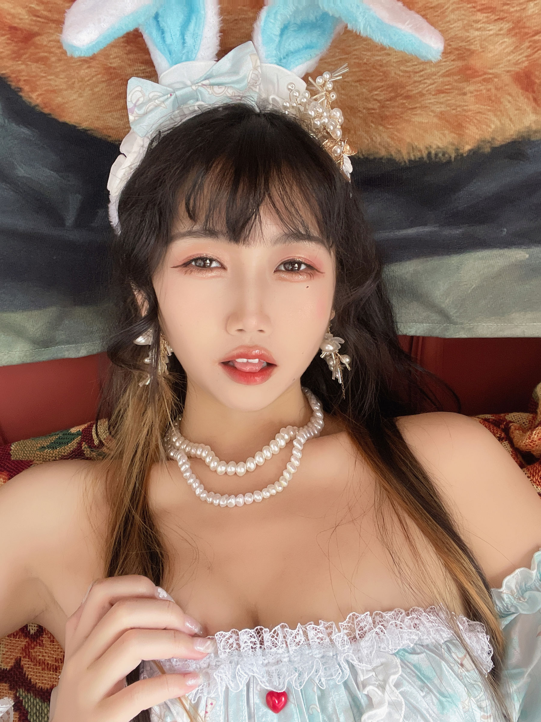 [福利COS] 微博人气Coser不呆猫 - 兔子女友