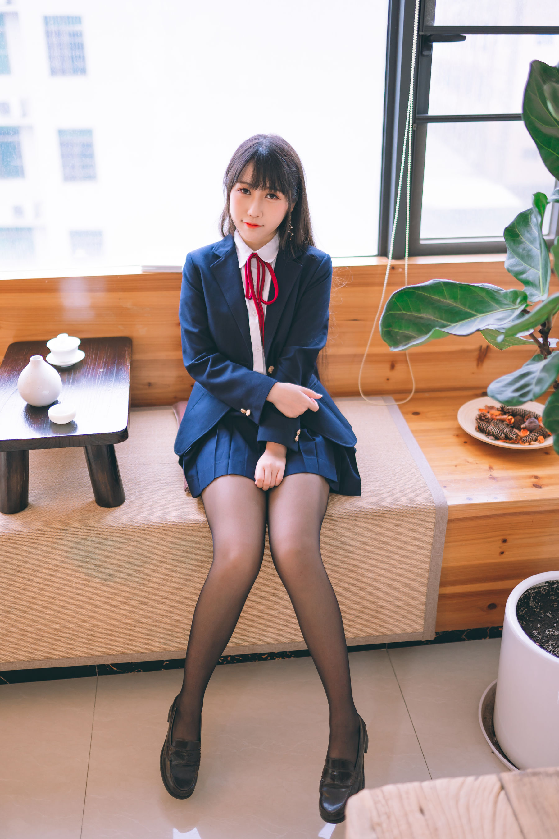 [福利COS] 微博人气Coser不呆猫 - 校服JK