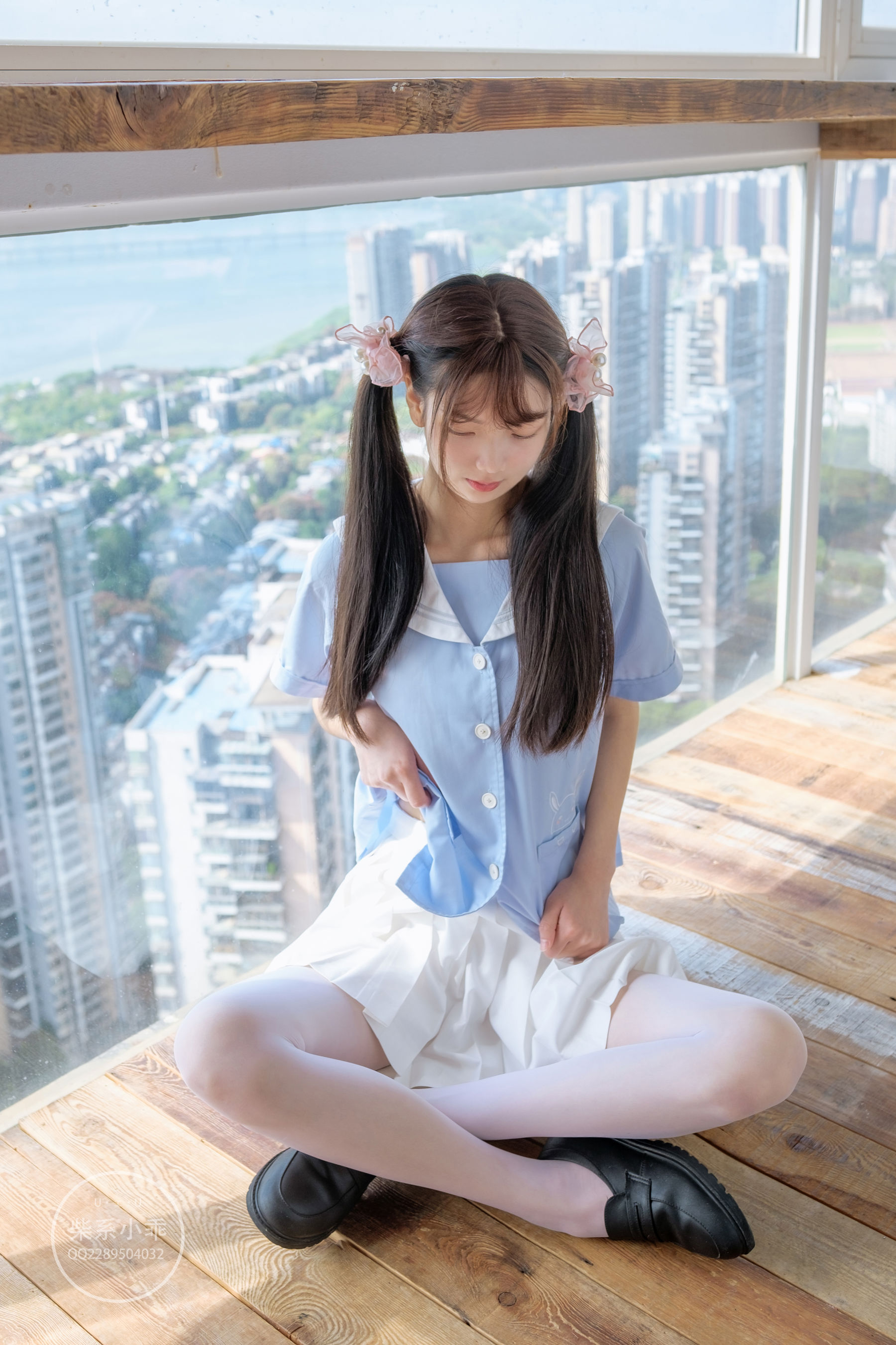 [福利COS] 柴系小乖(稚乖画册) - 晴空 白丝双马尾