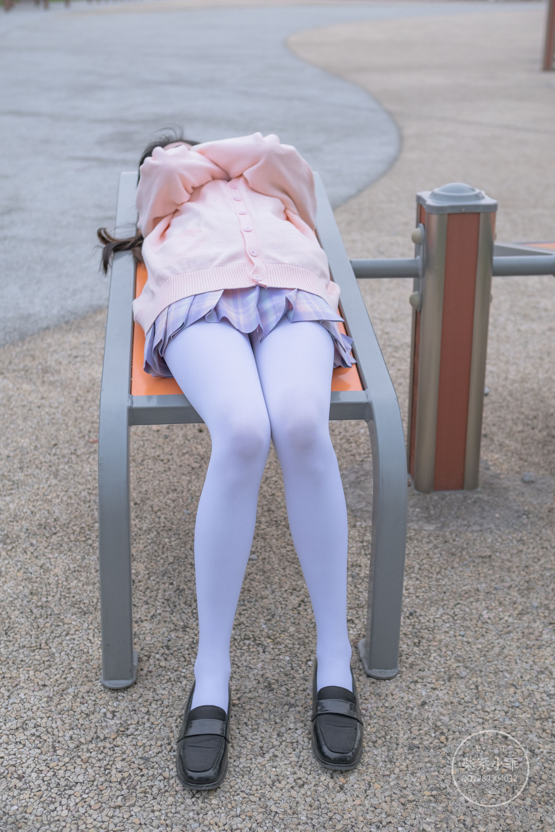 [福利COS] 柴系小乖(稚乖画册) - 颓废