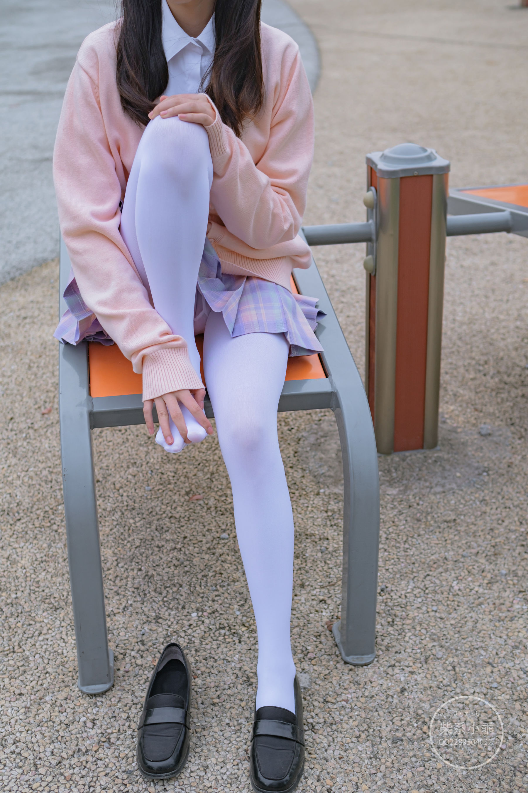 [福利COS] 柴系小乖(稚乖画册) - 颓废