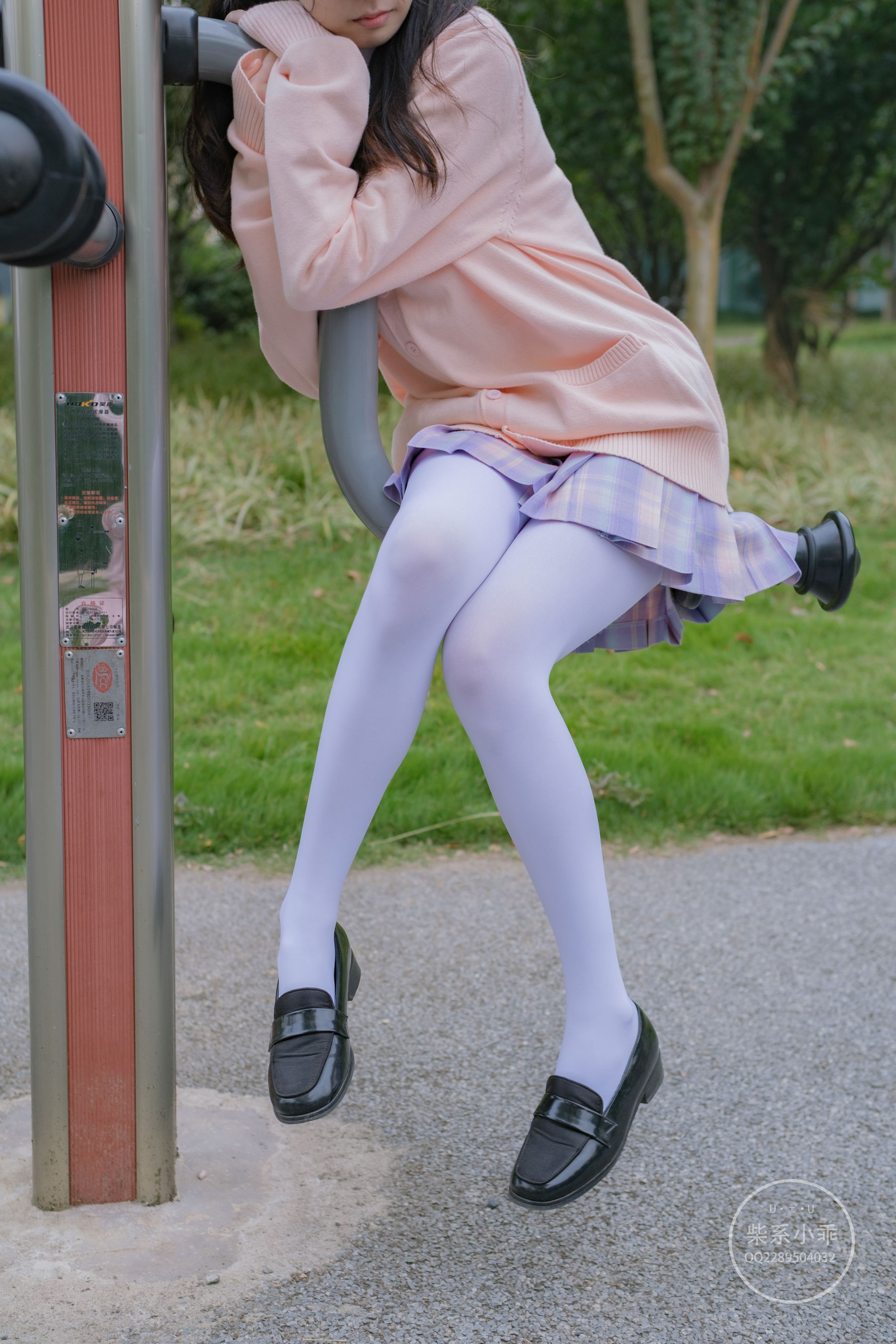 [福利COS] 柴系小乖(稚乖画册) - 颓废