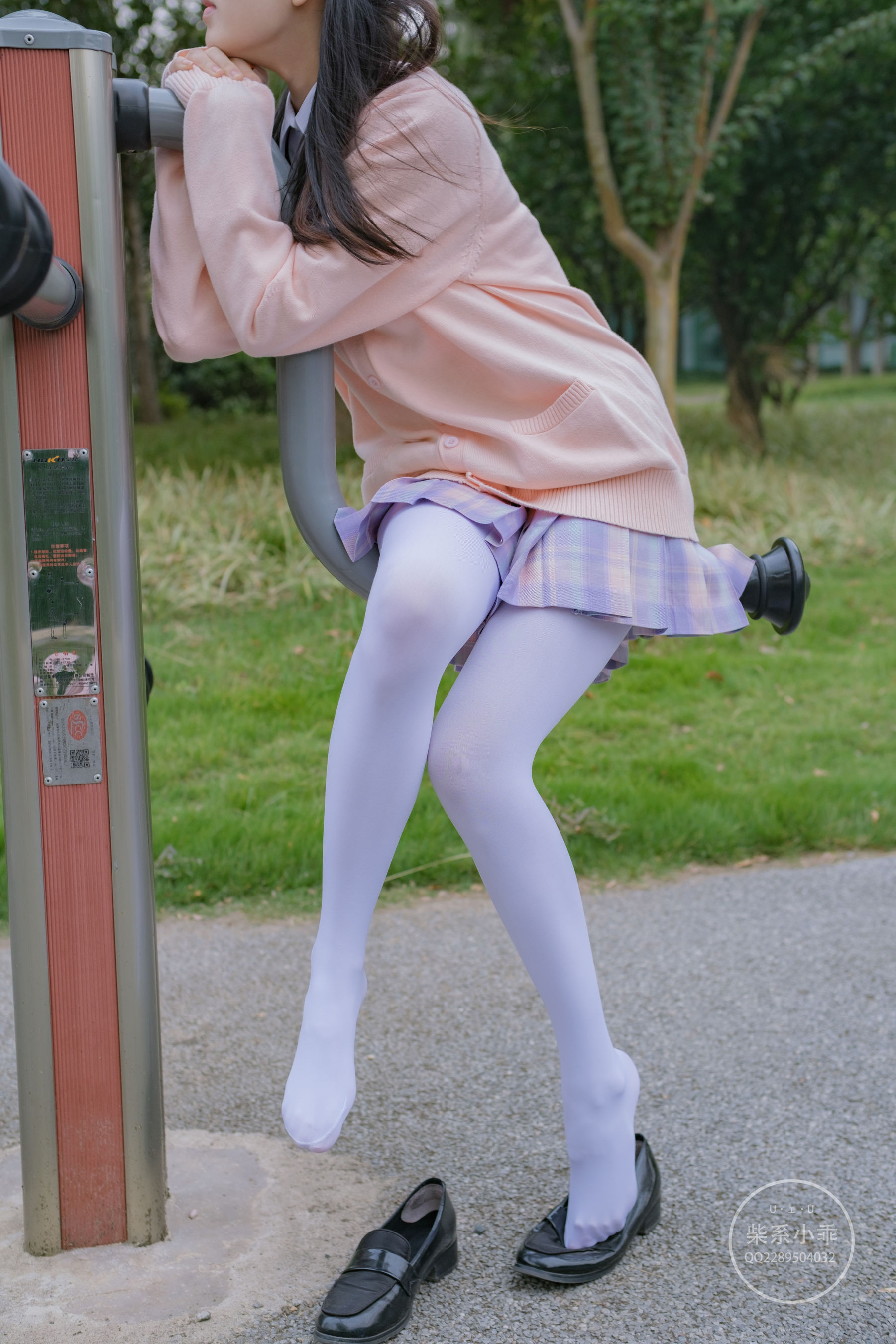 [福利COS] 柴系小乖(稚乖画册) - 颓废