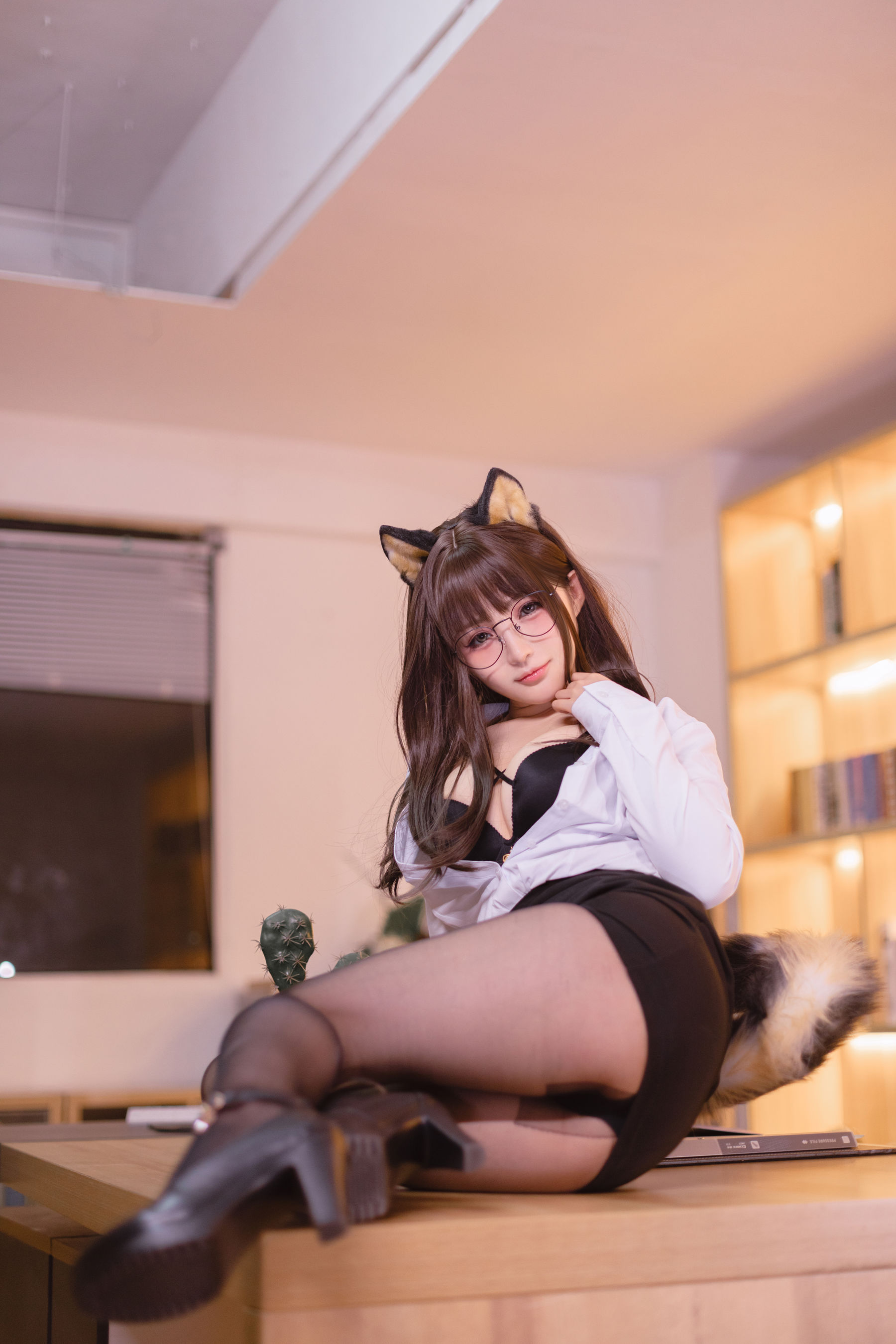 [福利COS] 桜井宁宁 - 柴犬OL