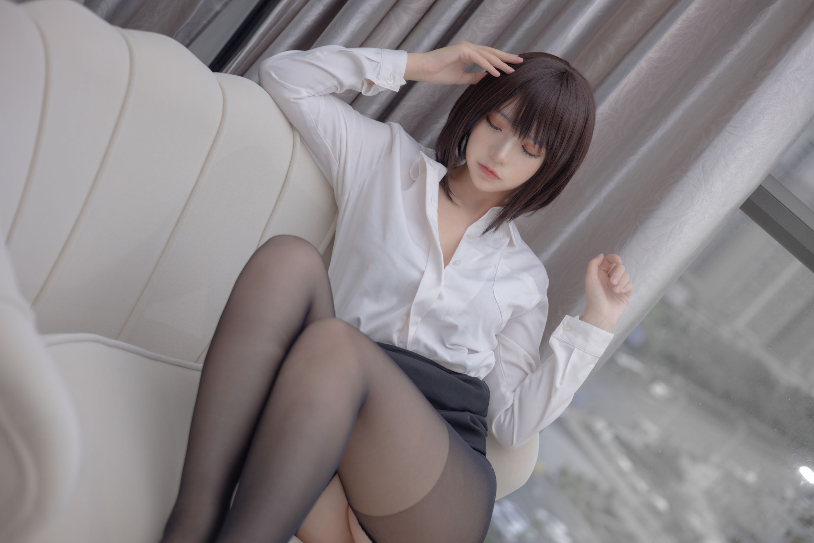 [福利COS] 疯猫ss - 黑丝OL