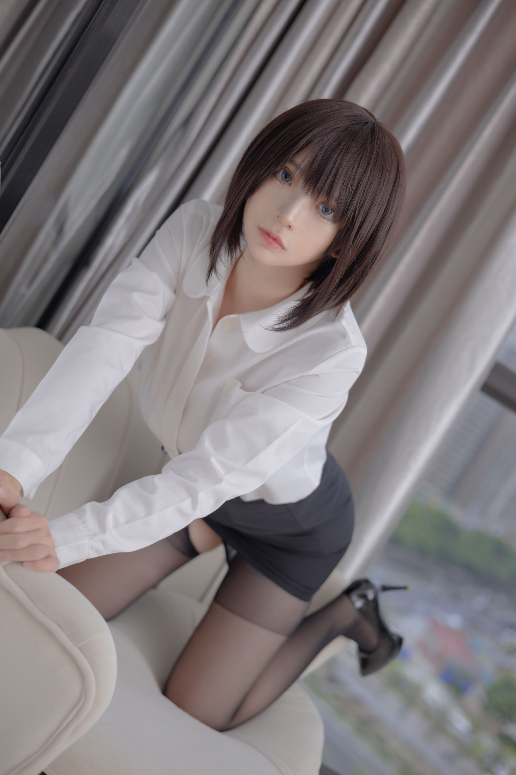 [福利COS] 疯猫ss - 黑丝OL
