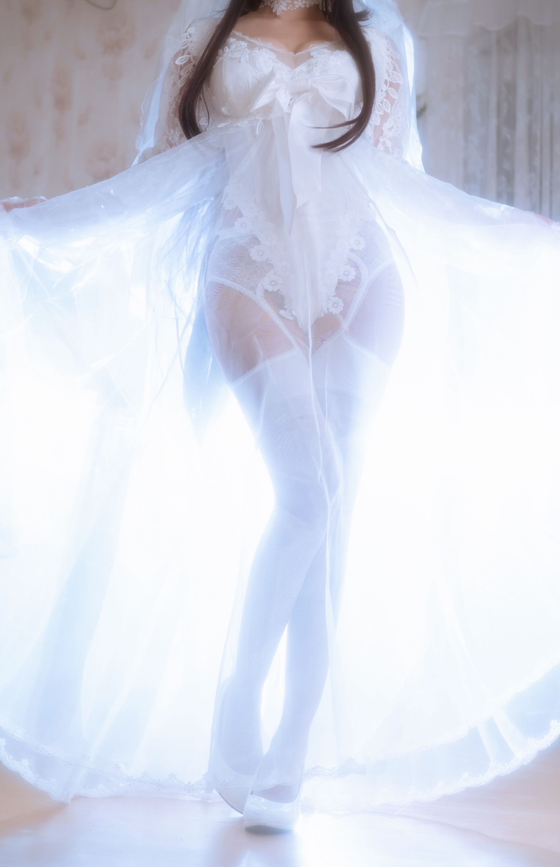 [福利COS] 白嫩美少女鬼畜瑶 - 婚纱