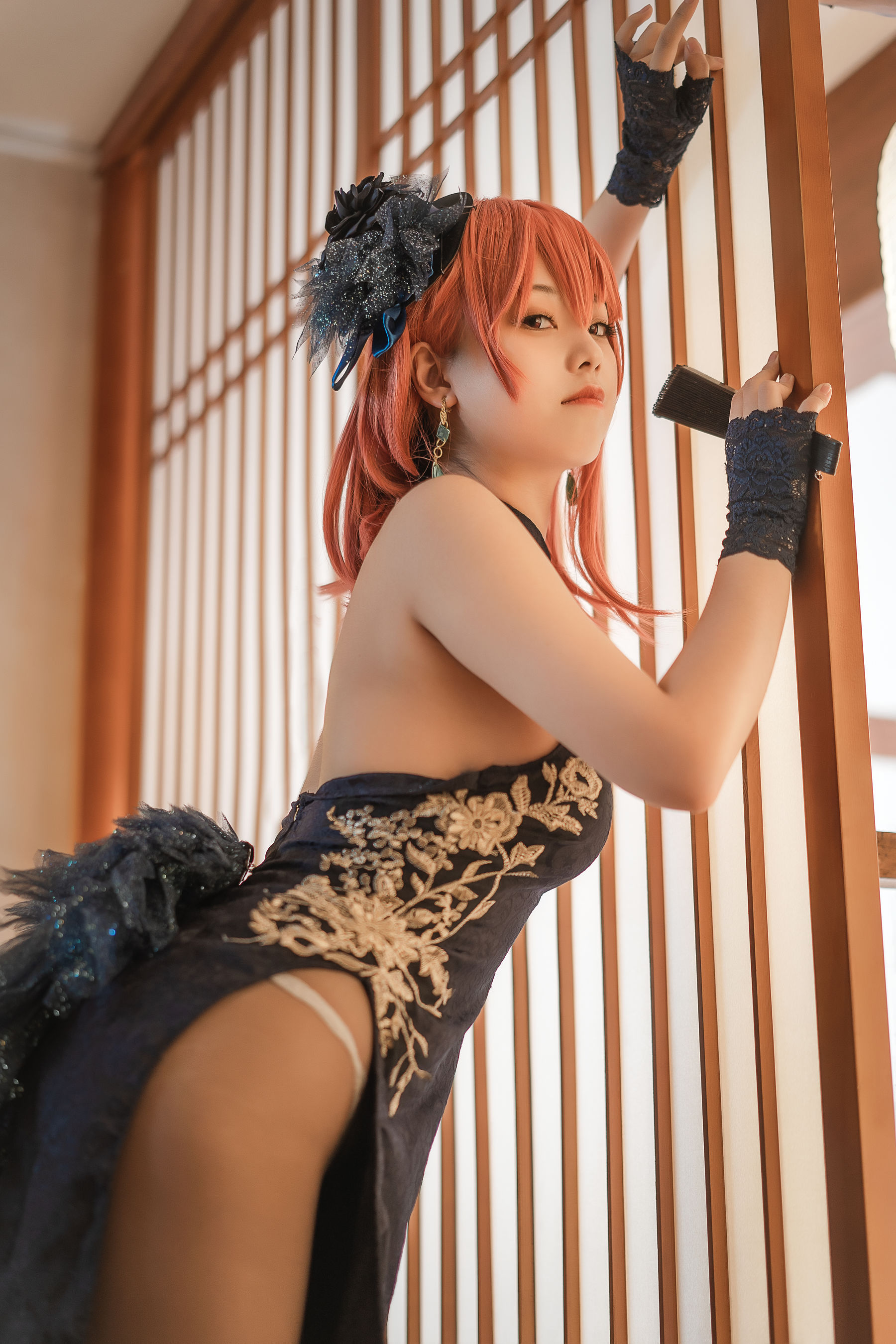 [福利COS] 萌系小姐姐蜜汁猫裘 - 黑太子旗袍