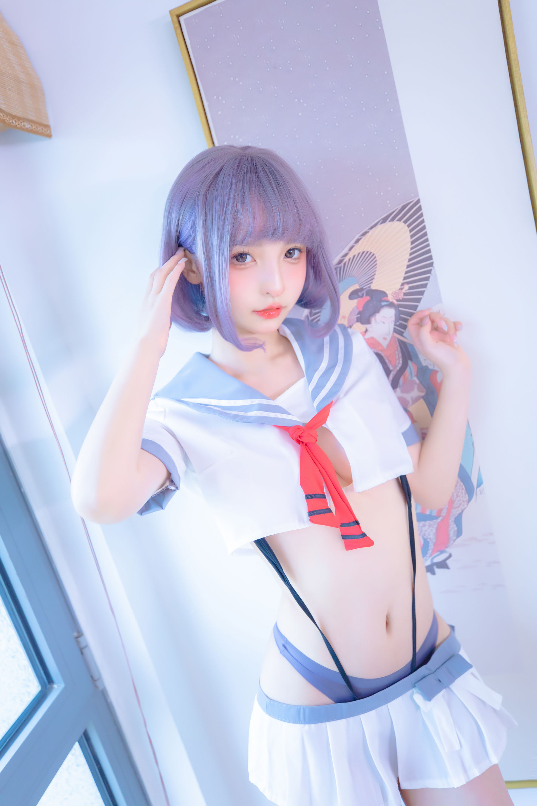 [福利COS] 神楽坂真冬 灰丝吊带JK