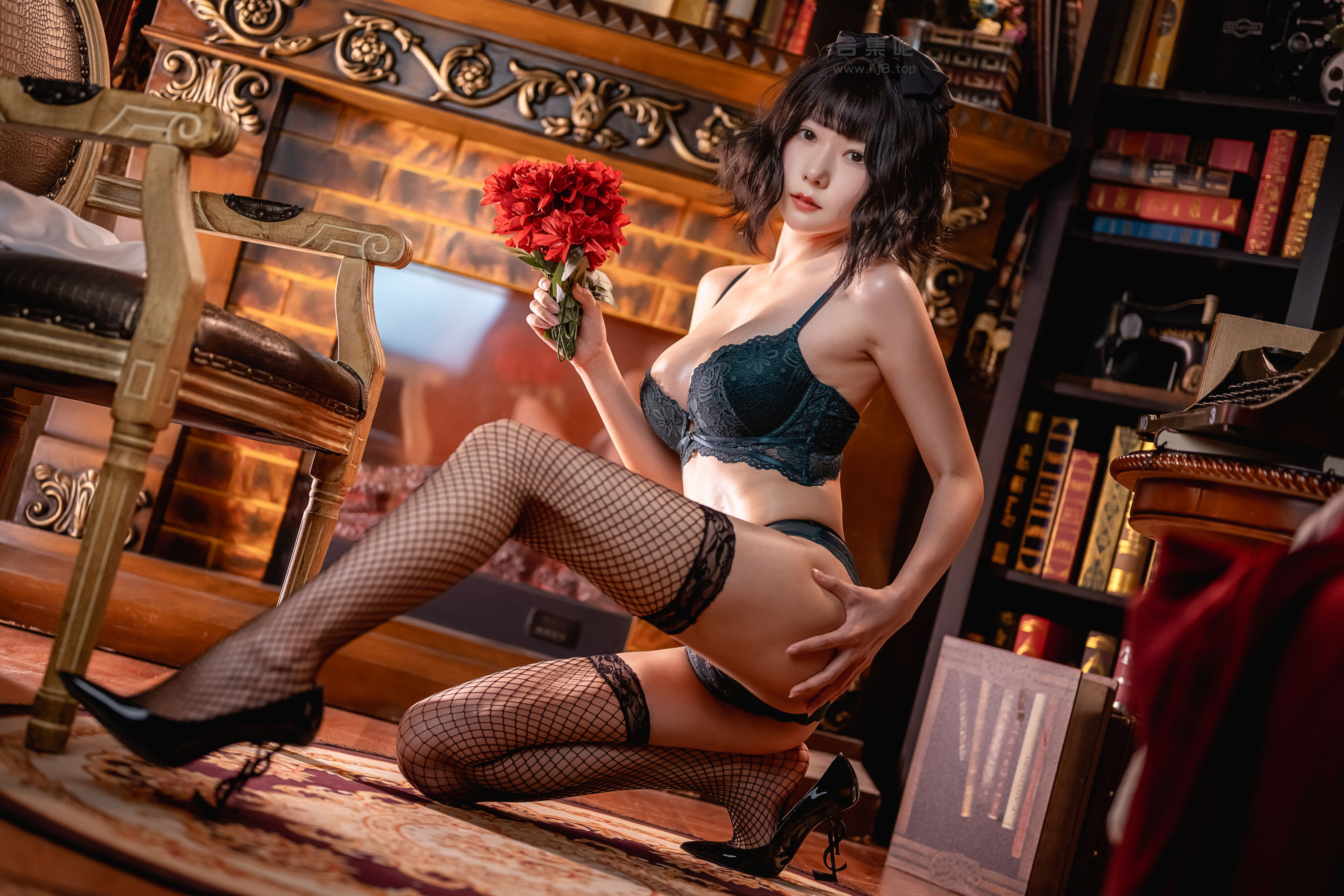 [福利COS] 香草喵露露写真 - 衬衫套装