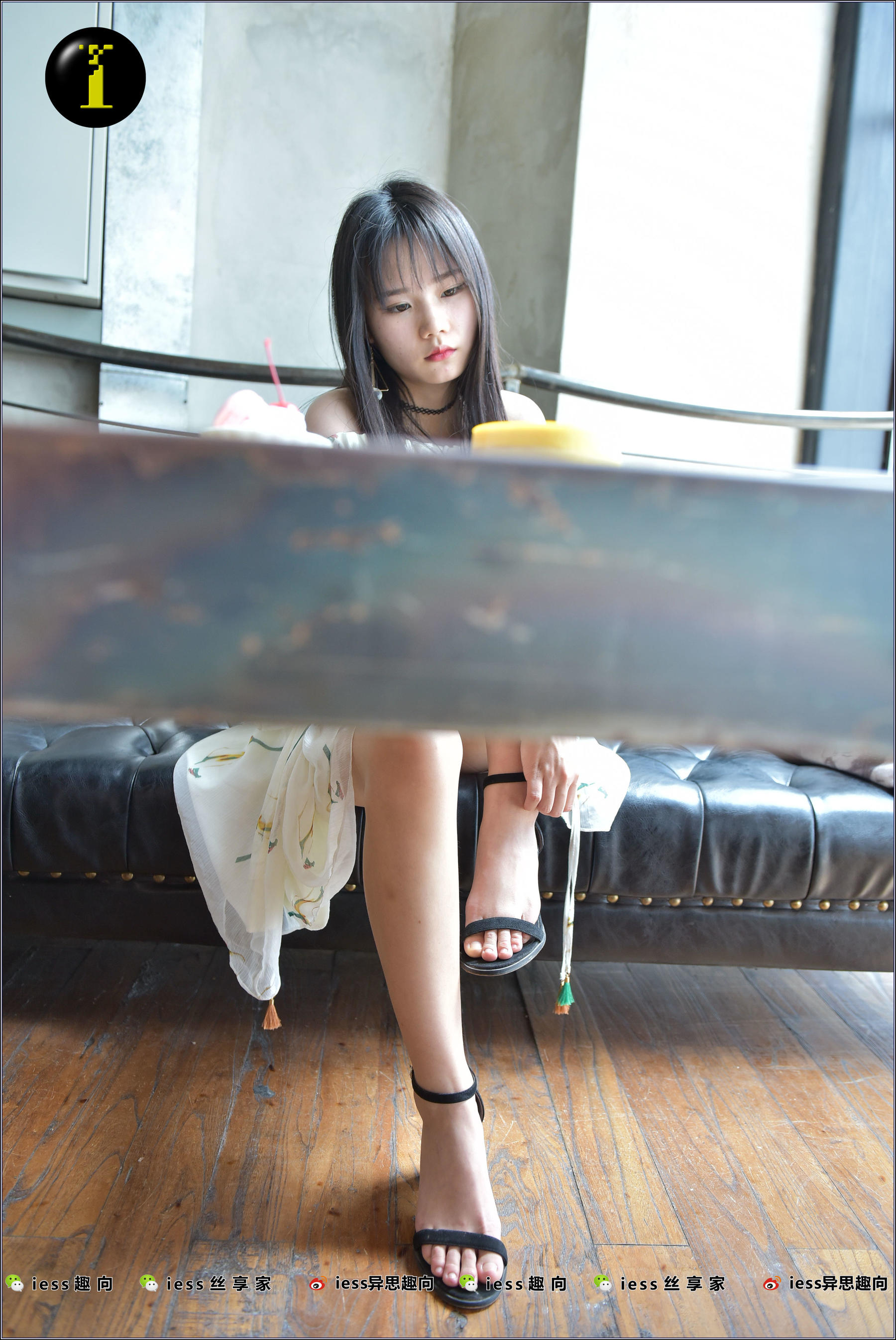 [IESS普惠集] 003 模特琪琪 《琪琪的裸足》