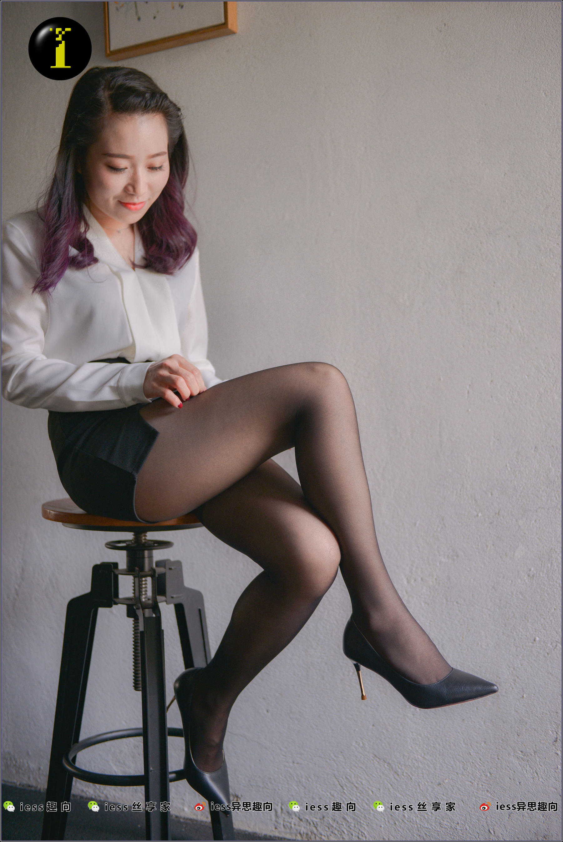 [IESS普惠集] 008 模特范美美 《范美美穿袜子》