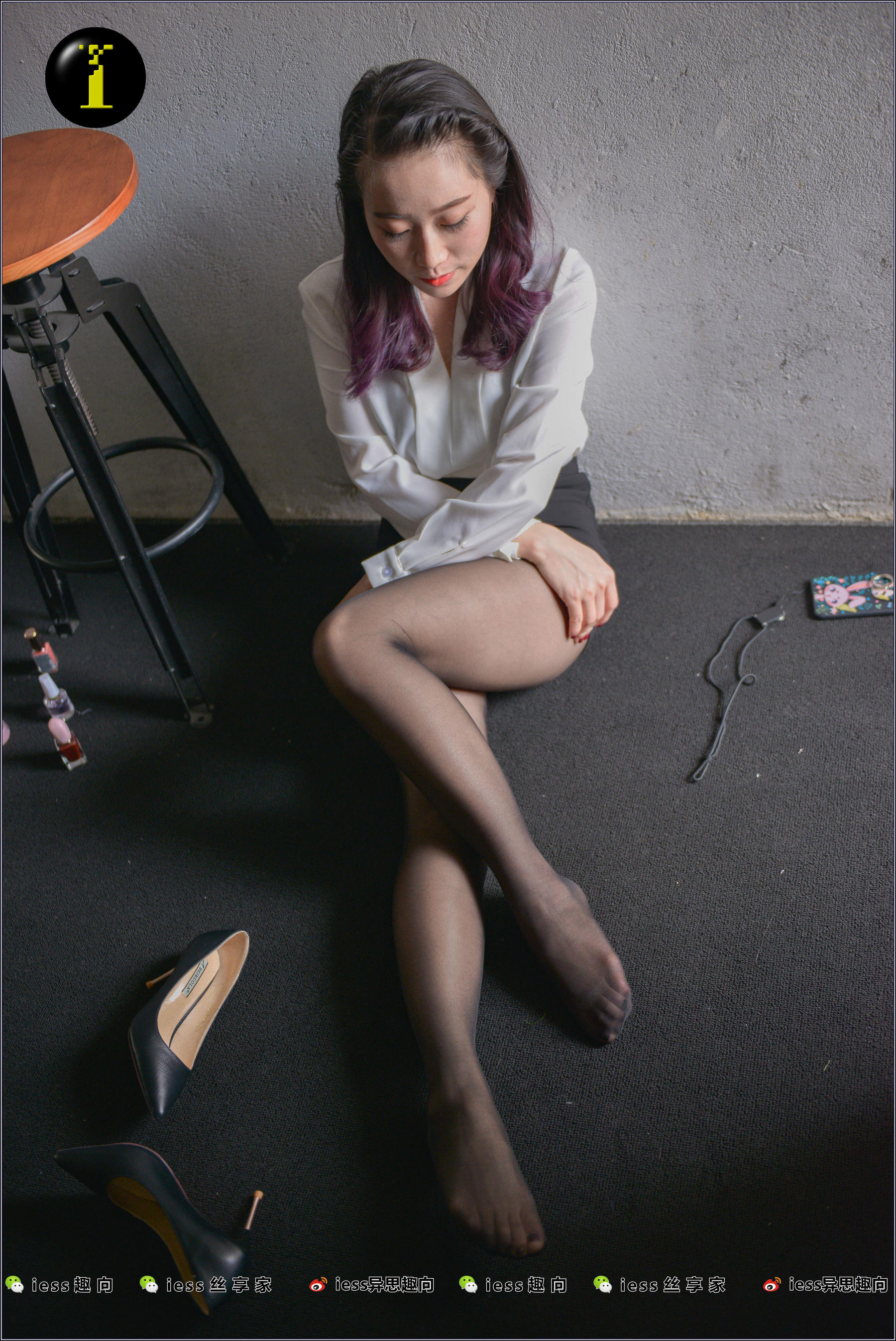 [IESS普惠集] 008 模特范美美 《范美美穿袜子》