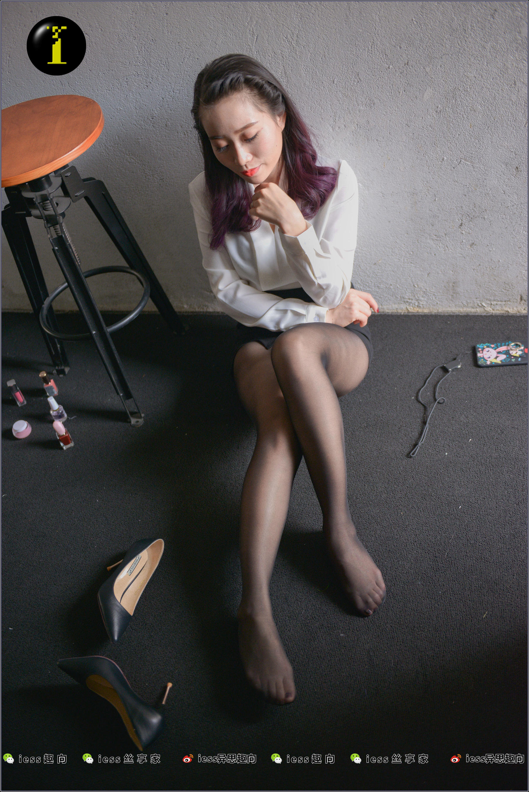 [IESS普惠集] 008 模特范美美 《范美美穿袜子》