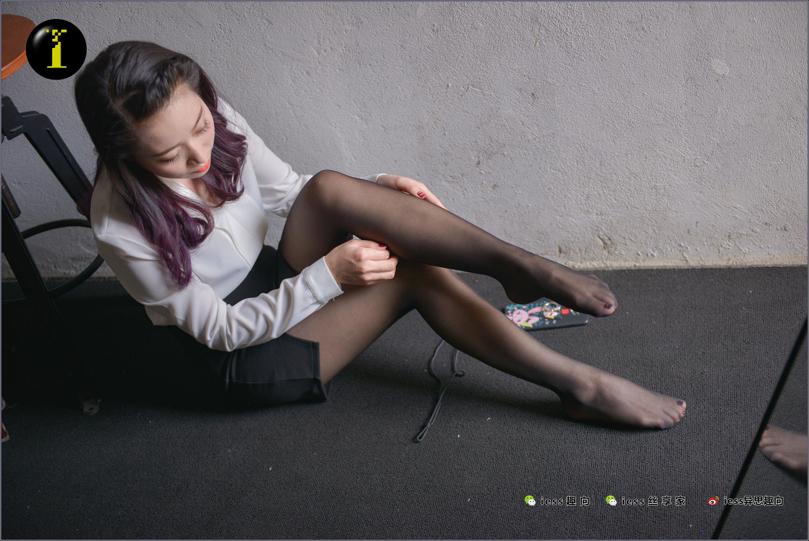 [IESS普惠集] 008 模特范美美 《范美美穿袜子》